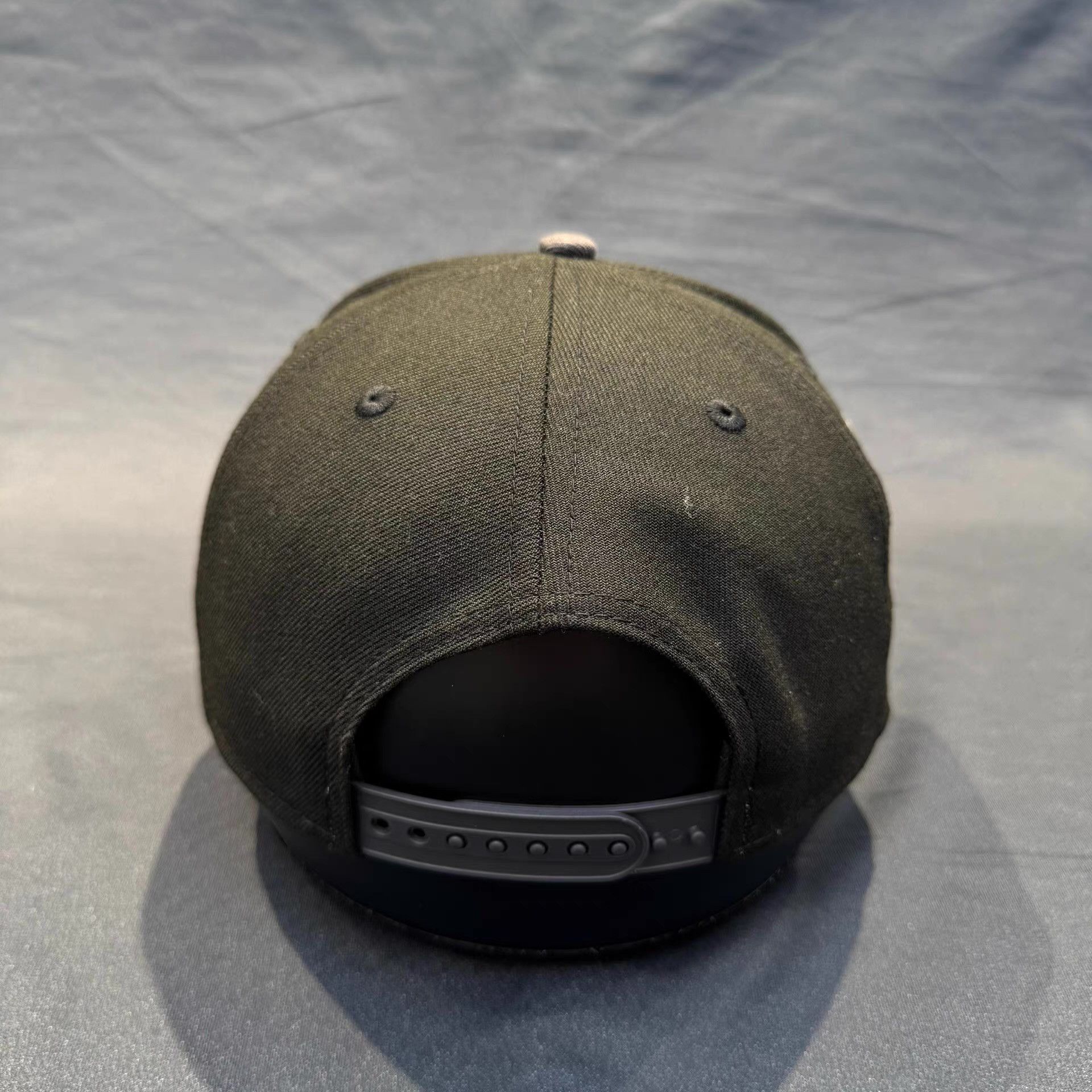 New Era New Era Baseball Cap Flat Brim Hat Q5 Size ONE SIZE - 9 Thumbnail