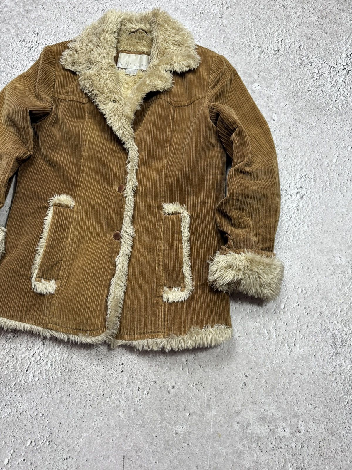 Other Vintage Nine West Corduroy Sherpa Faux Fur Jacket Coat XS Size XS / US 0-2 / IT 36-38 - 5 Thumbnail
