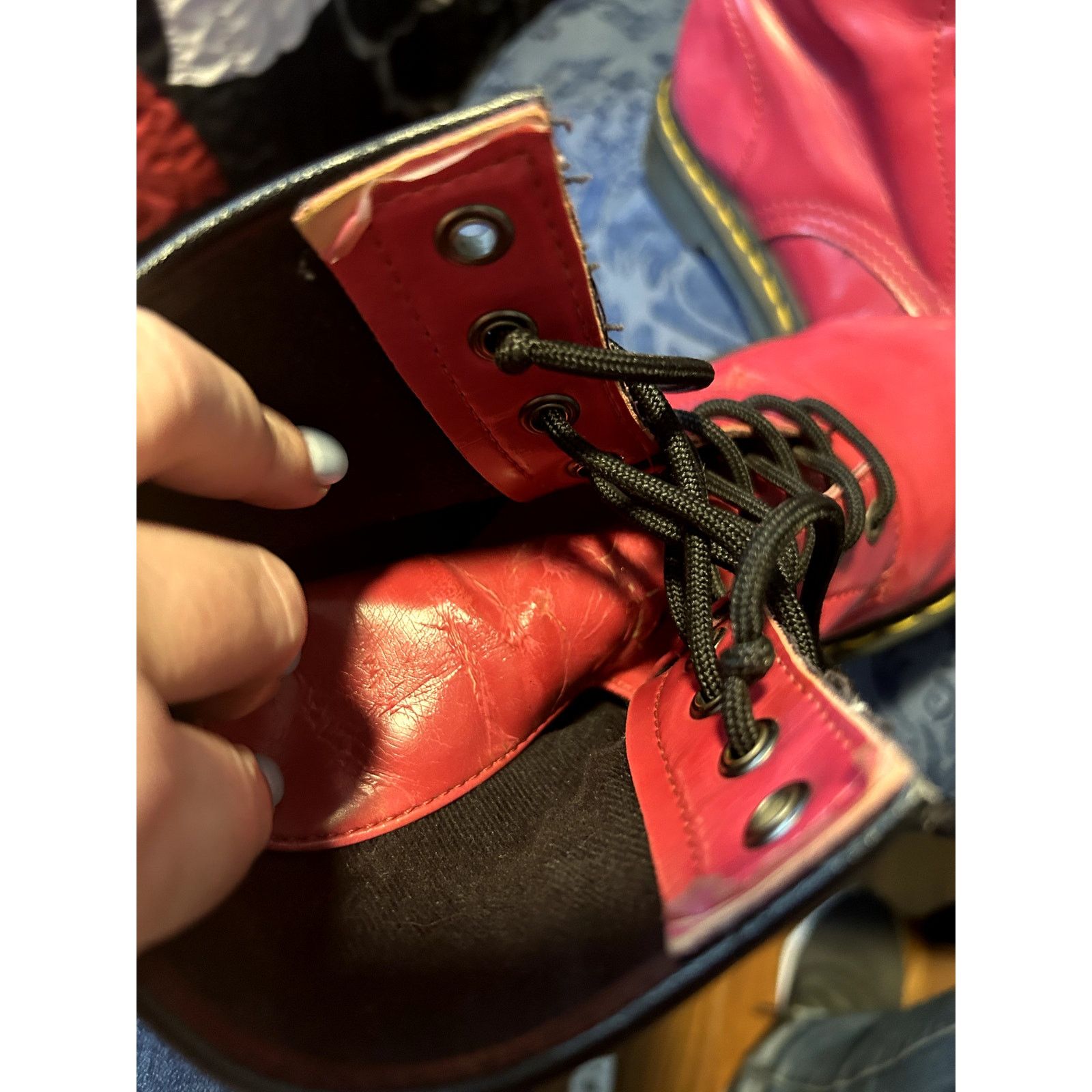 Dr. Martens Dr Martens Pink 1460 Vegan Patent Leather size 8/EU 39 Size US 8 / IT 38 - 3 Thumbnail