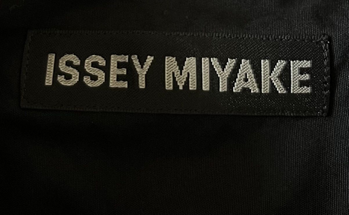 Issey Miyake Vintage issey miyake classic regular black button up shirt Size US M / EU 48-50 / 2 - 2 Thumbnail