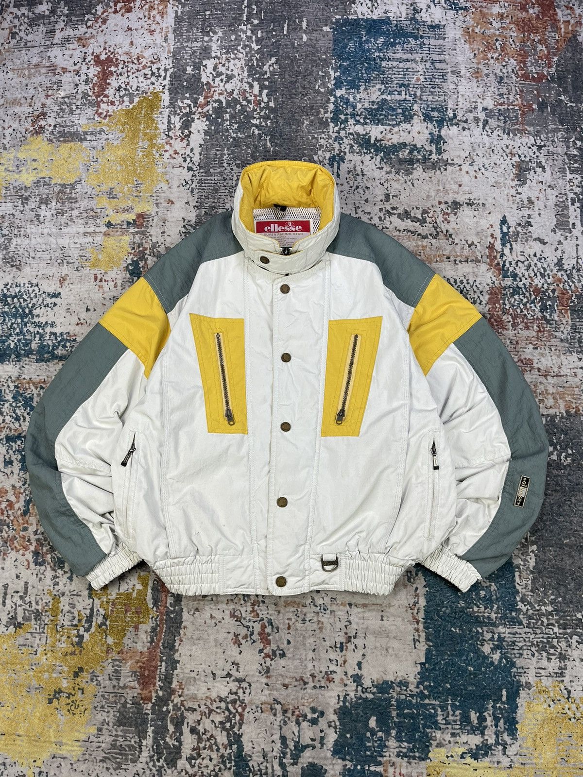 ellesse ジャケット 80年代〜90年代　　　ゴールドウィン製　刺繍 ellesse ジャケット 80年代〜90年代 ゴールドウィン製 刺繍