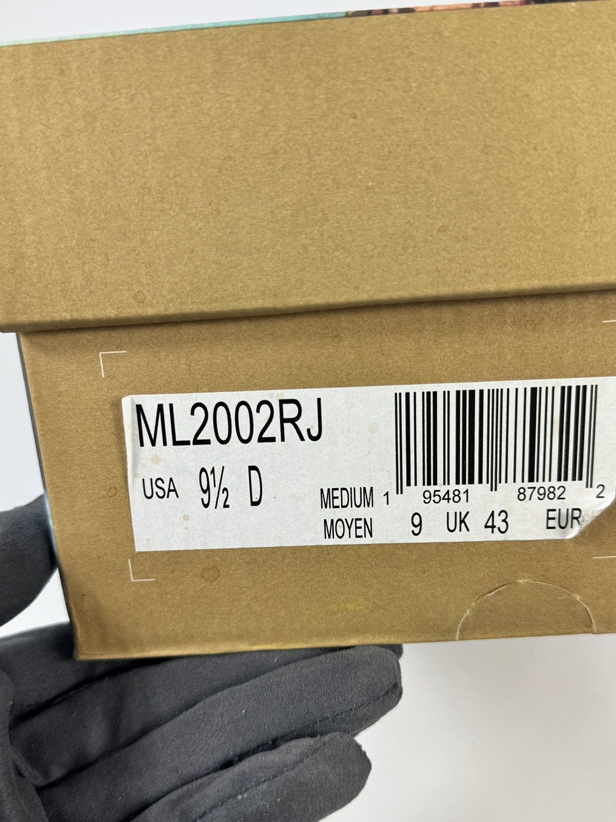 New Balance NEW BALANCE 2002R x SALEHE BEMBURY WATER BE THE GUIDE Size US 9.5 / EU 42-43 - 14 Thumbnail