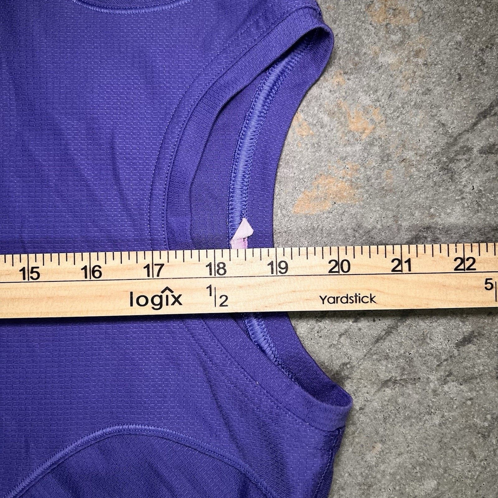 Lululemon LULULEMON LIGHTWEIGHT CINCHED HEM HIKING SHIRT, Sz S Size S / US 4 / IT 40 - 2 Thumbnail