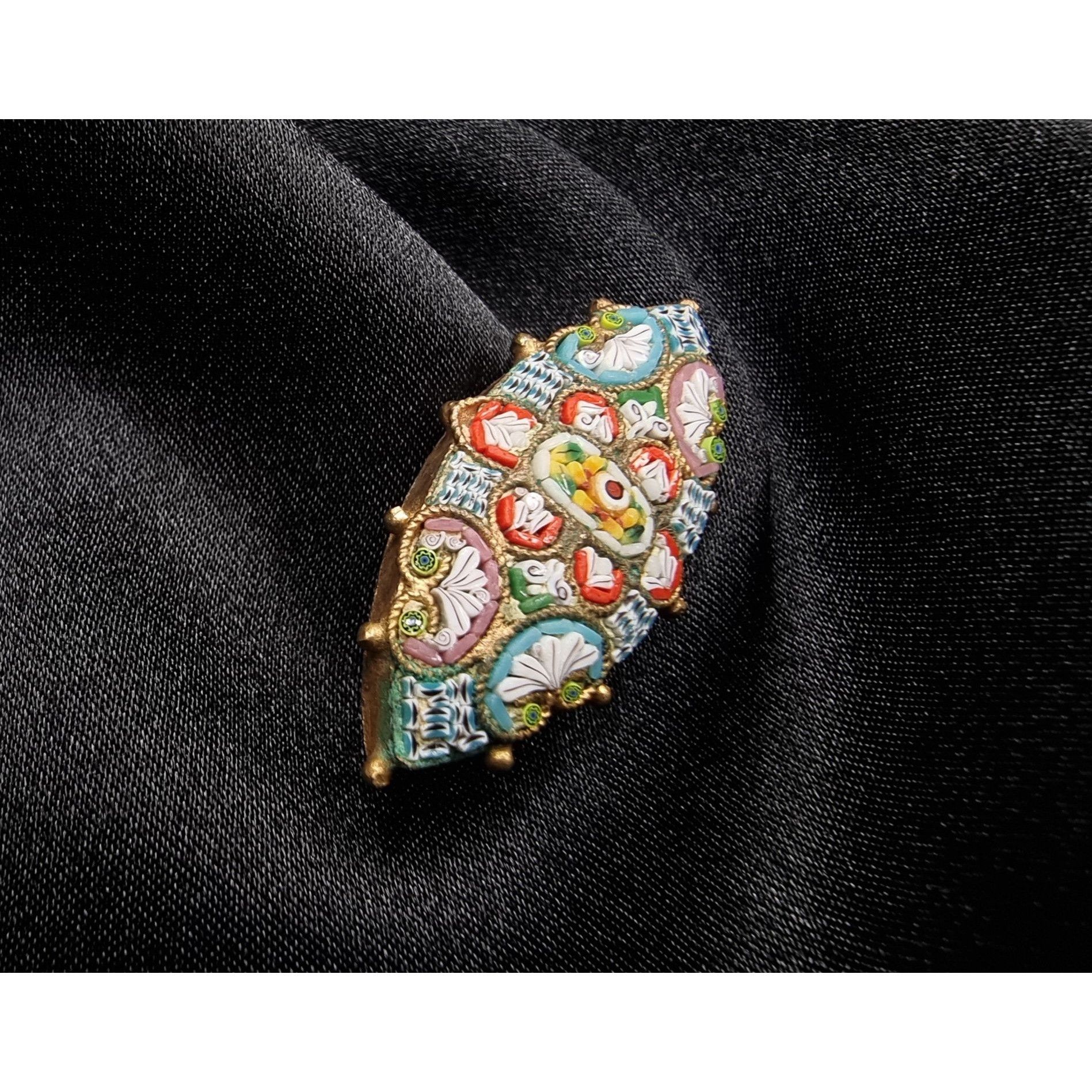 Vintage Vintage 1930S Italian Mosaic Brooch With Intricate Floral De Size ONE SIZE - 2 Thumbnail