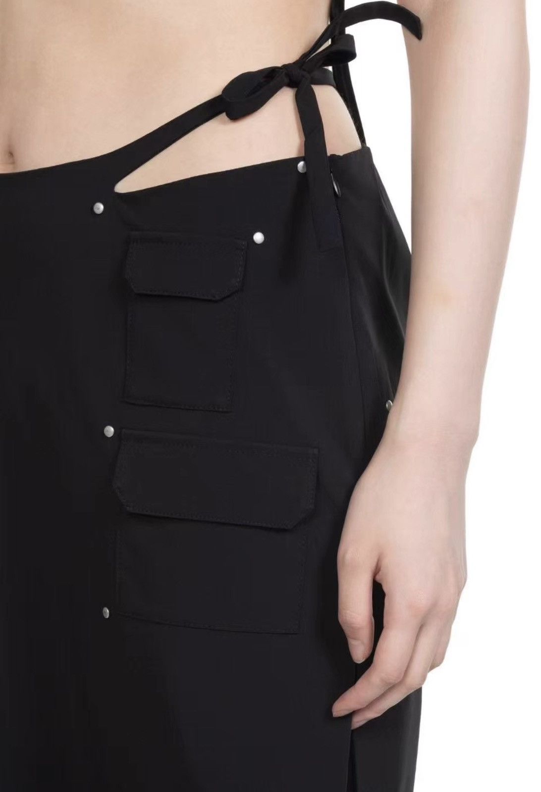 Heliot Emil Heliot Emil Women's Deconstructed Cargo Nylon Midi Skirt J39 Size S / US 4 / IT 40 - 4 Thumbnail
