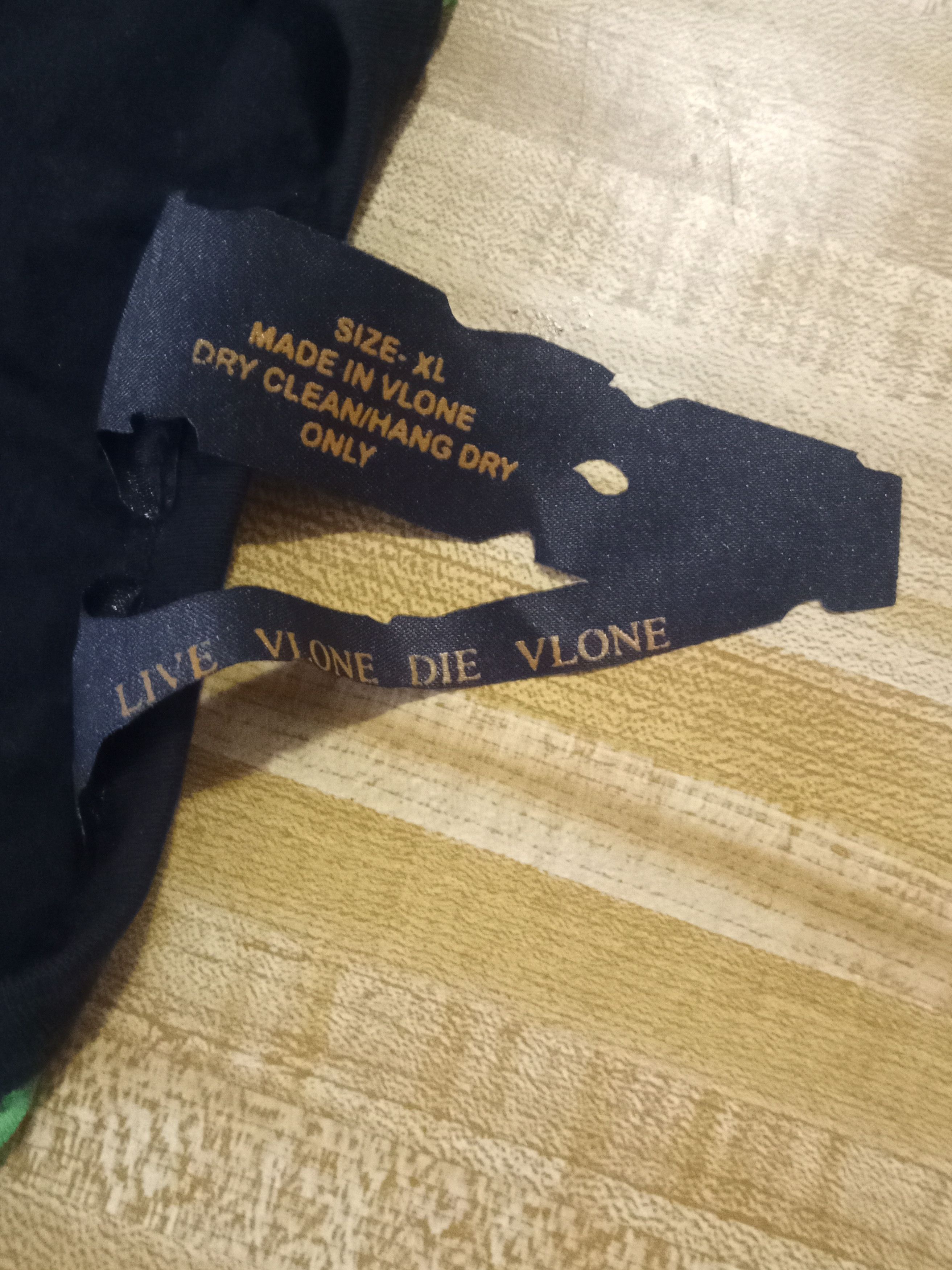 Vlone Vlone Crypt Tee Size US XL / EU 56 / 4 - 4 Thumbnail