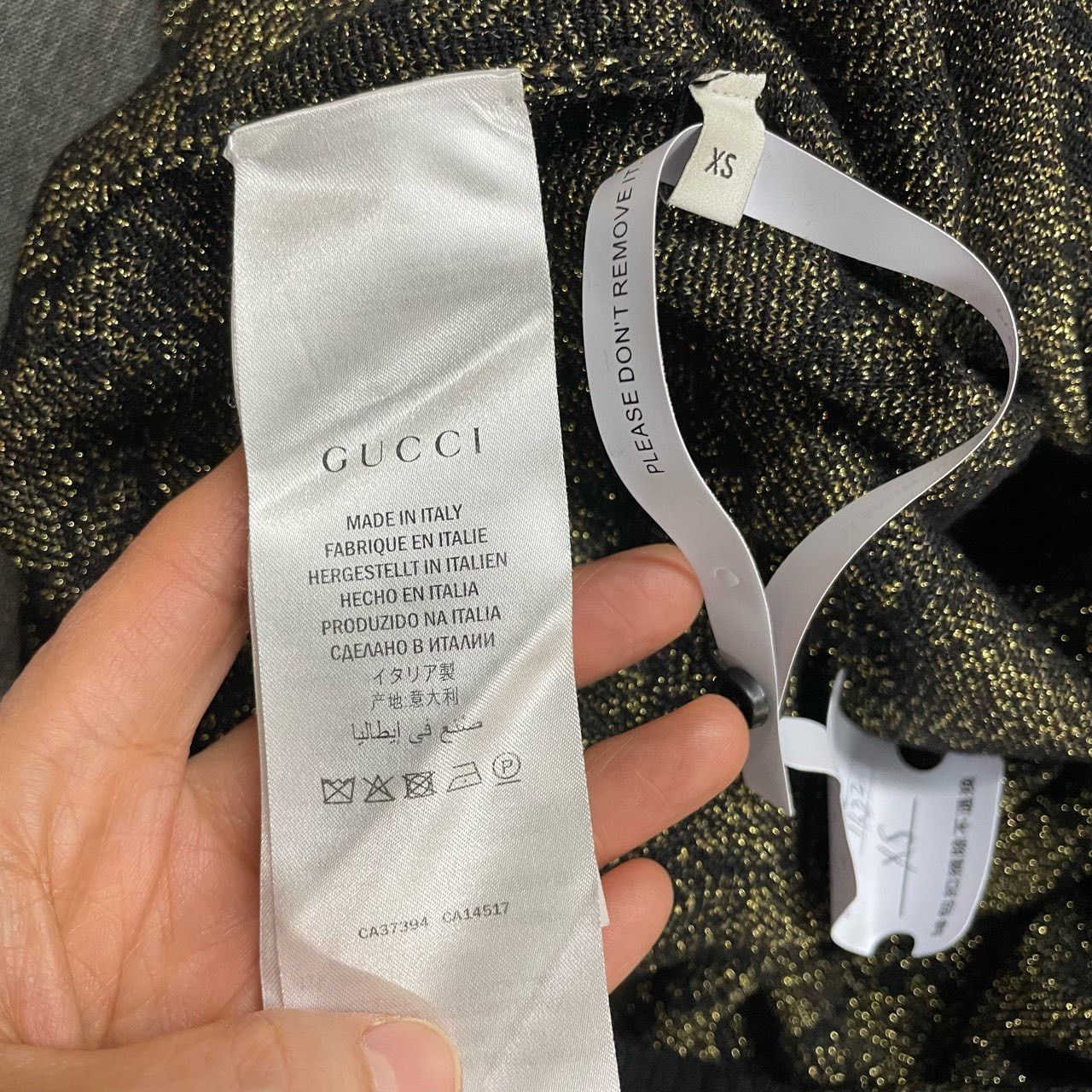 Gucci Gucci Black and gold full-print sweater 2501-Nextarrow Size US XS / EU 42 / 0 - 6 Thumbnail