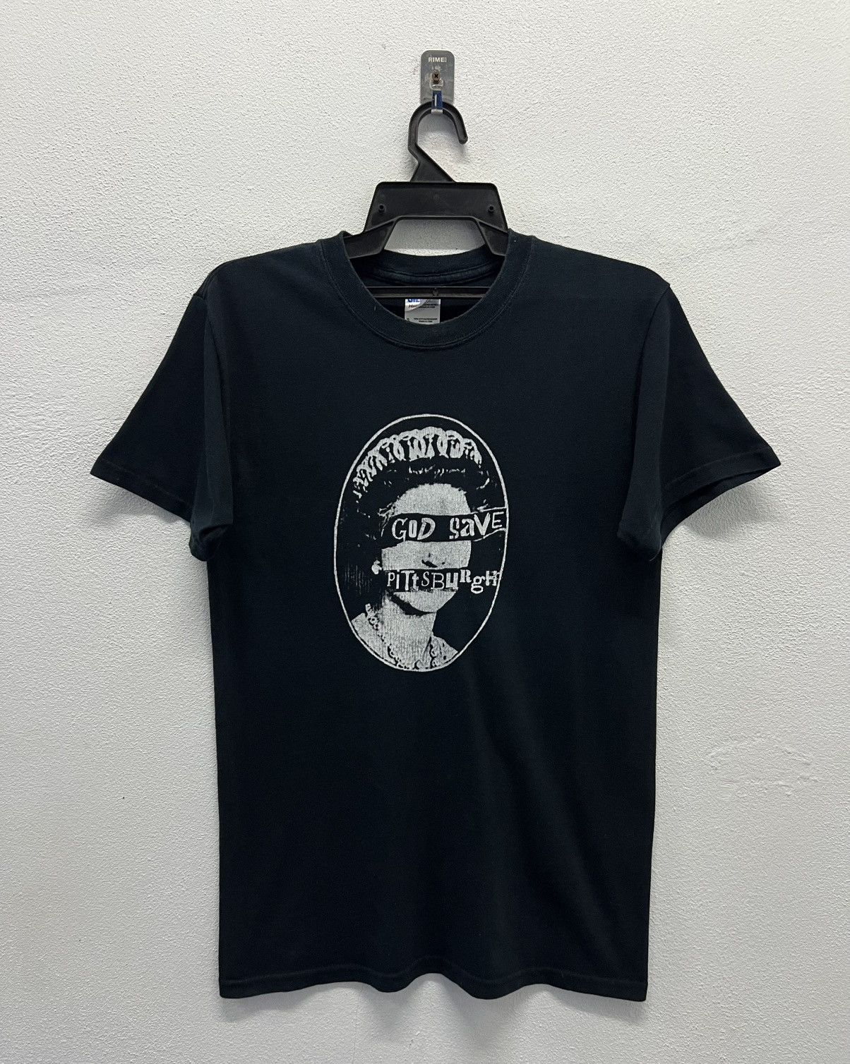 Band Tees × Gildan God Save Pittsburgh Size US S / EU 44-46 / 1 - 1 Thumbnail
