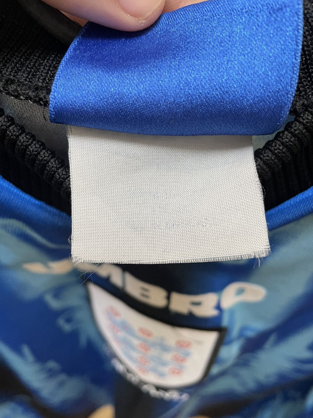 Umbro × Vintage ENGLAND GOALKEEPER FOOTBALL SHIRT 1997 1998 1999 Size US S / EU 44-46 / 1 - 8 Thumbnail