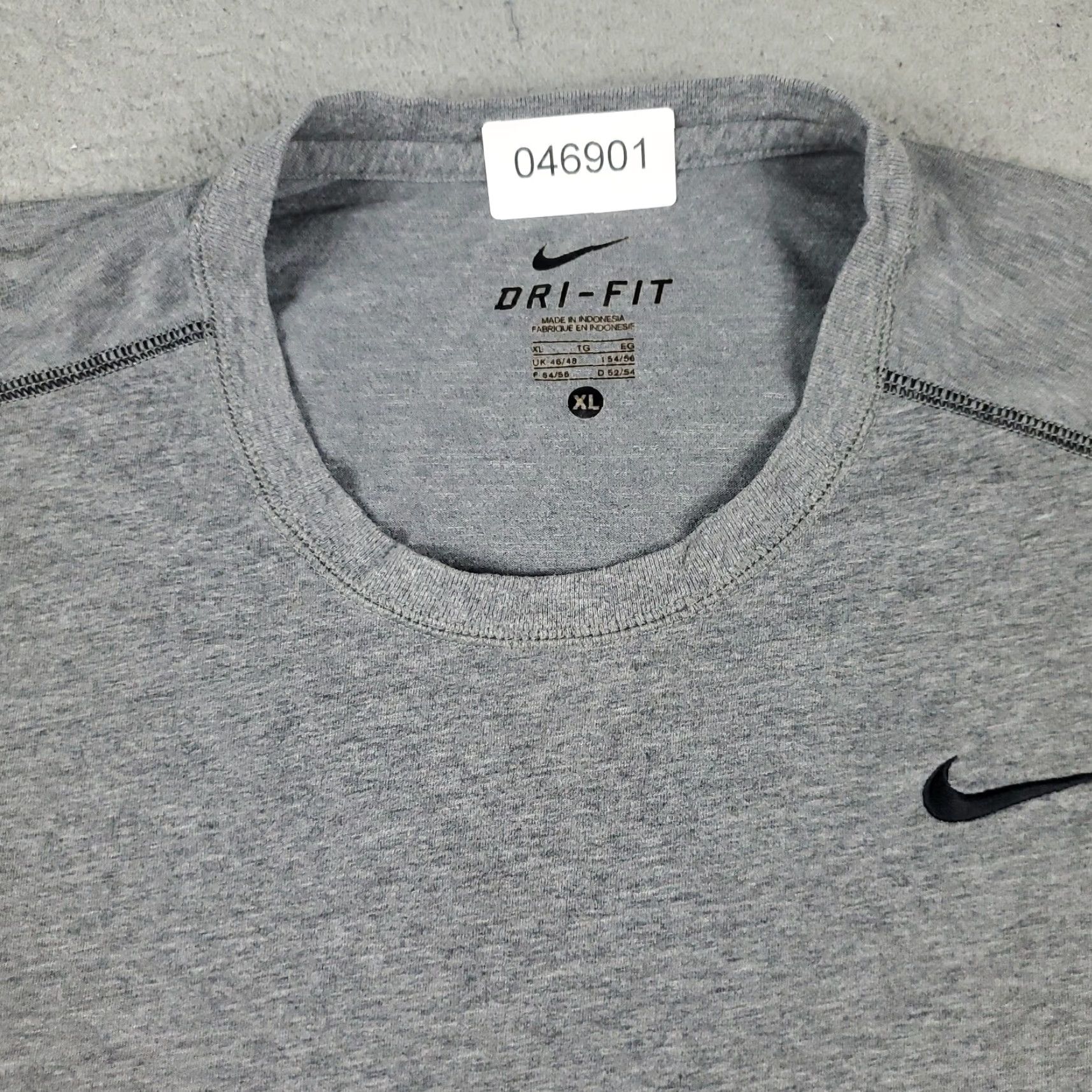 Nike Nike T Shirt Mens XL Gray Swoosh Casual Short Sleeve Crew Neck Cotton Blend Nike Logo Shirt Adult X-Large Gray Mens Size US XL / EU 56 / 4 - 2 Thumbnail