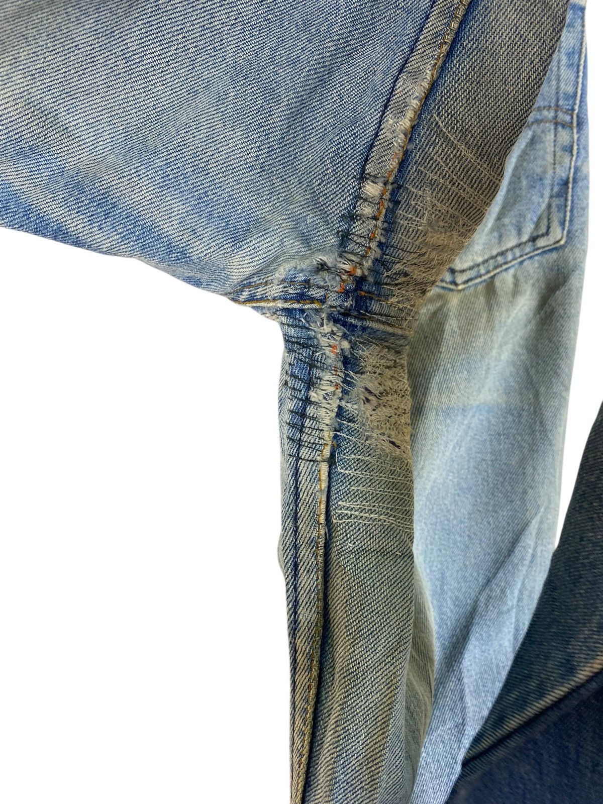 Levi's × Levi's Vintage Clothing × Vintage Vintage Distressed Levis 517 Talon Zip Bootcut Jeans Size US 28 / EU 44 - 11 Thumbnail