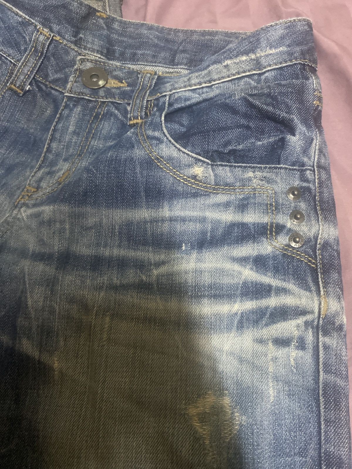 Other EVOG'SE Distressed Denim Shorts with Skull Patch Size 24" / US 00 / IT 34 - 2 Thumbnail