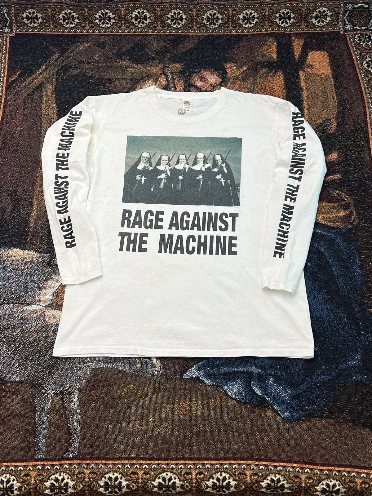 Band Tees RATM Nuns & Guns LS Size US L / EU 52-54 / 3 - 4 Thumbnail