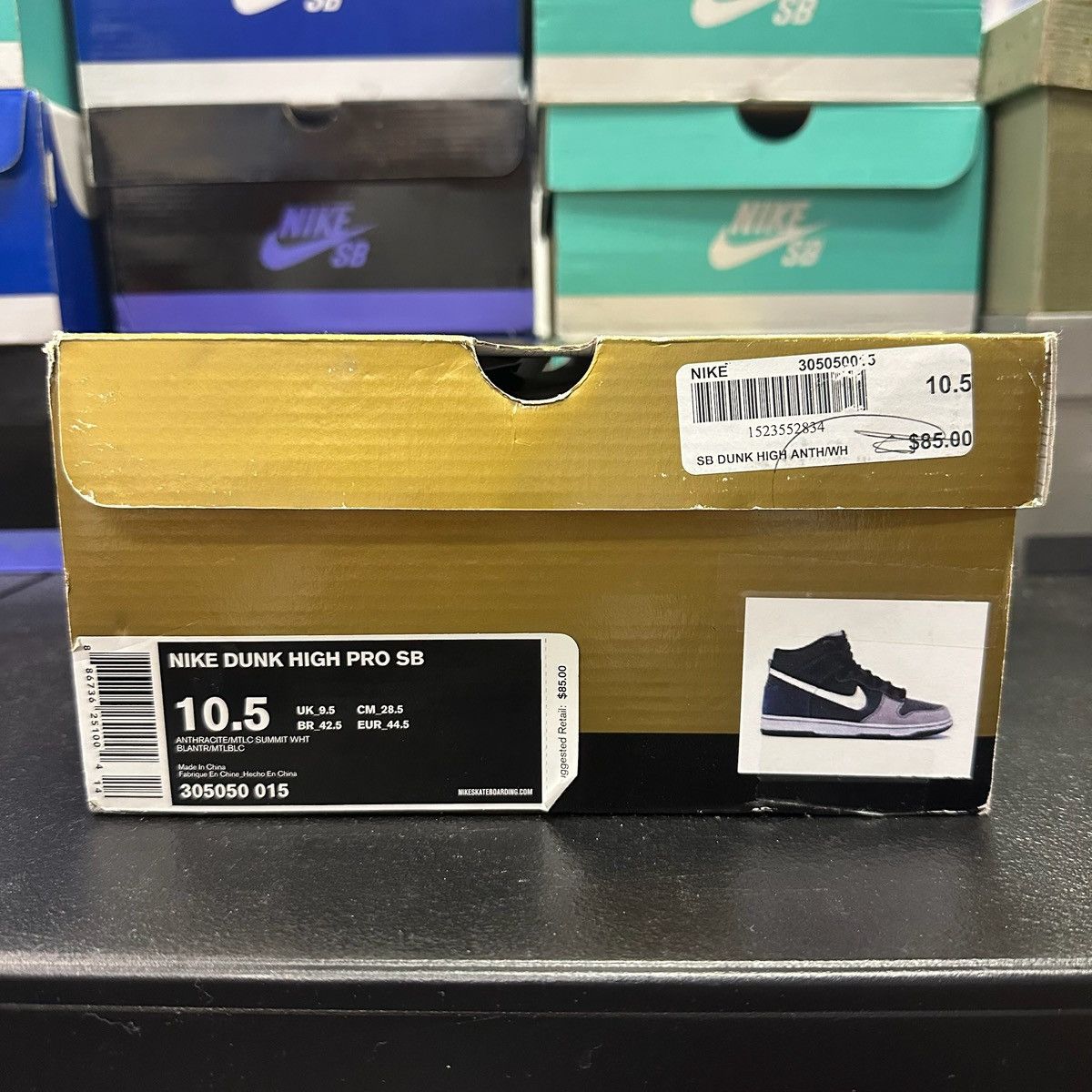 Nike Size 10.5 - Nike Dunk Pro SB High Un-Futuras Size US 10.5 / EU 43-44 - 7 Thumbnail