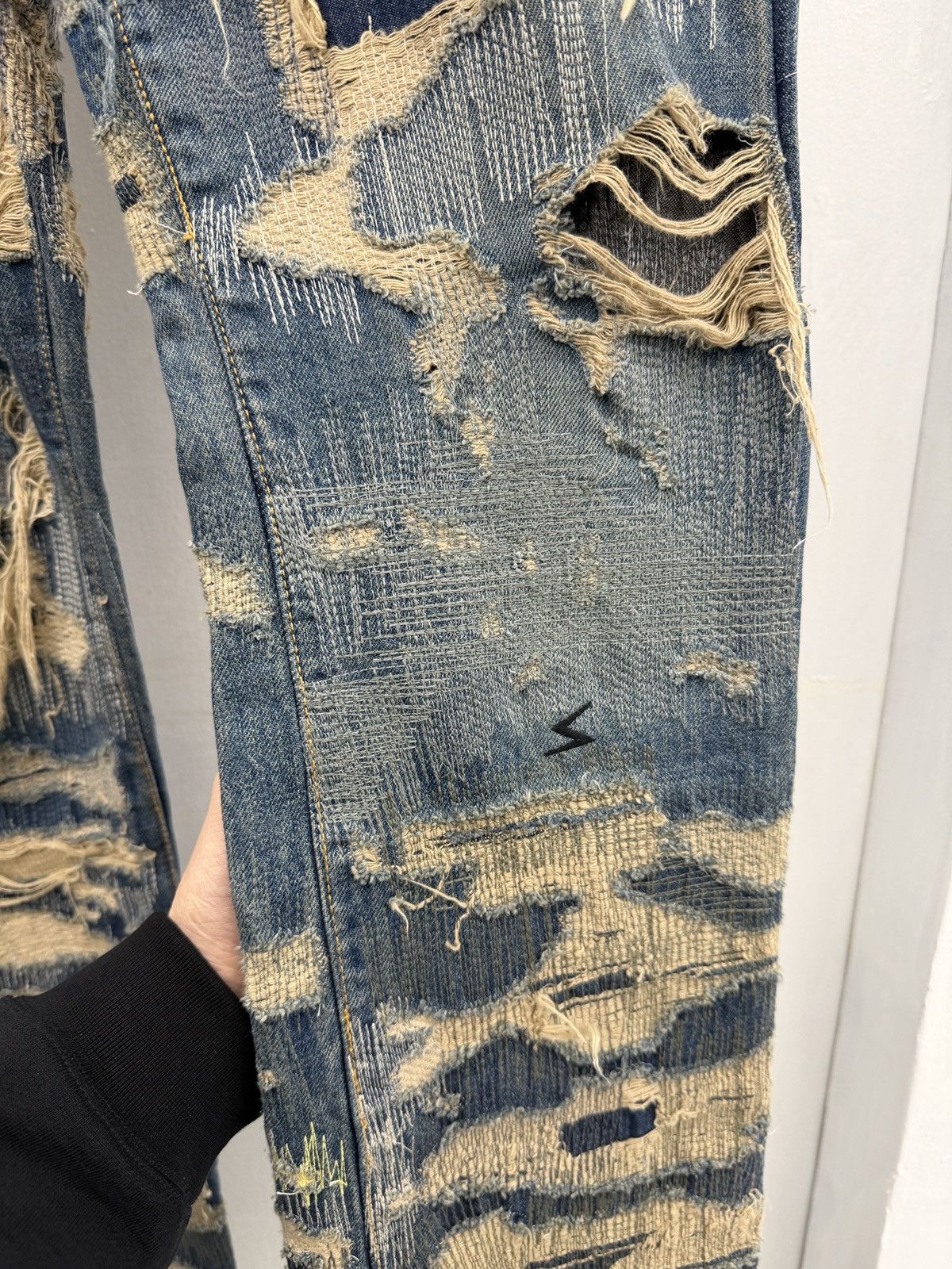 Undercover AW05 85 ARTS AND CRAFT DENIM JEANS Size US 32 / EU 48 - 4 Thumbnail