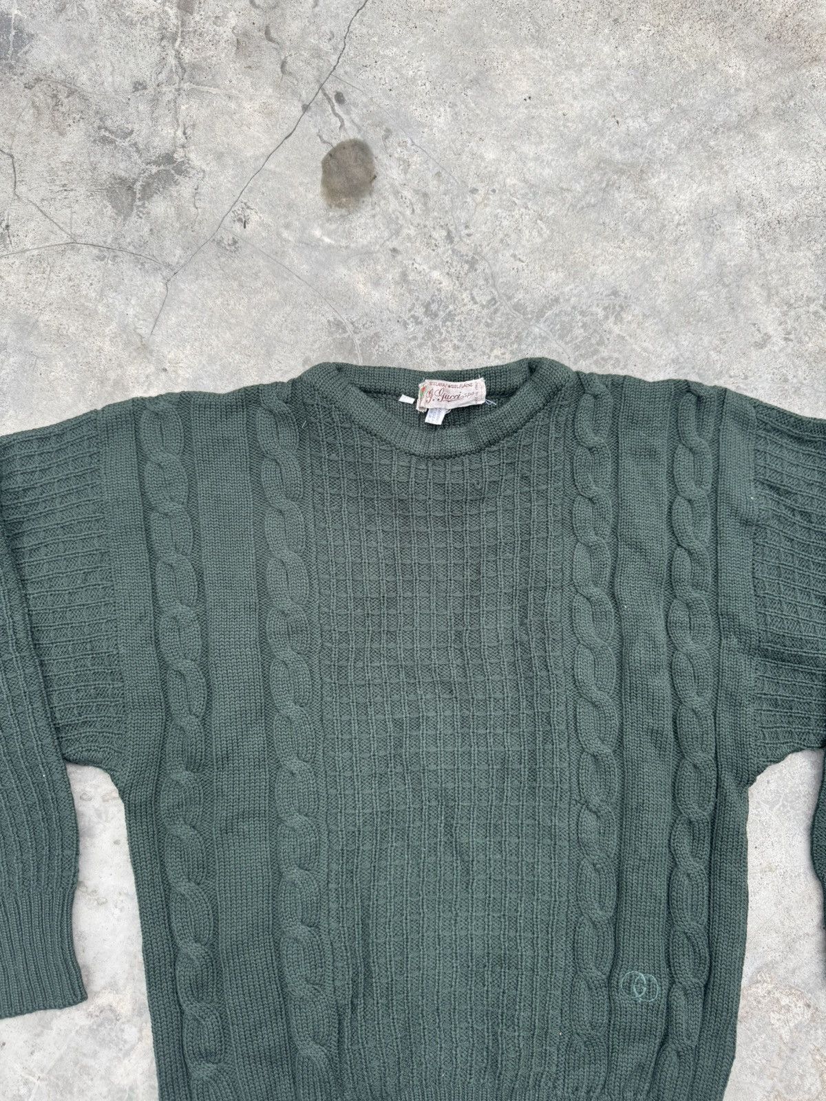 Gucci Gucci Vintage Wool Knitwear Sweater 46 Size US S / EU 44-46 / 1 - 3 Thumbnail