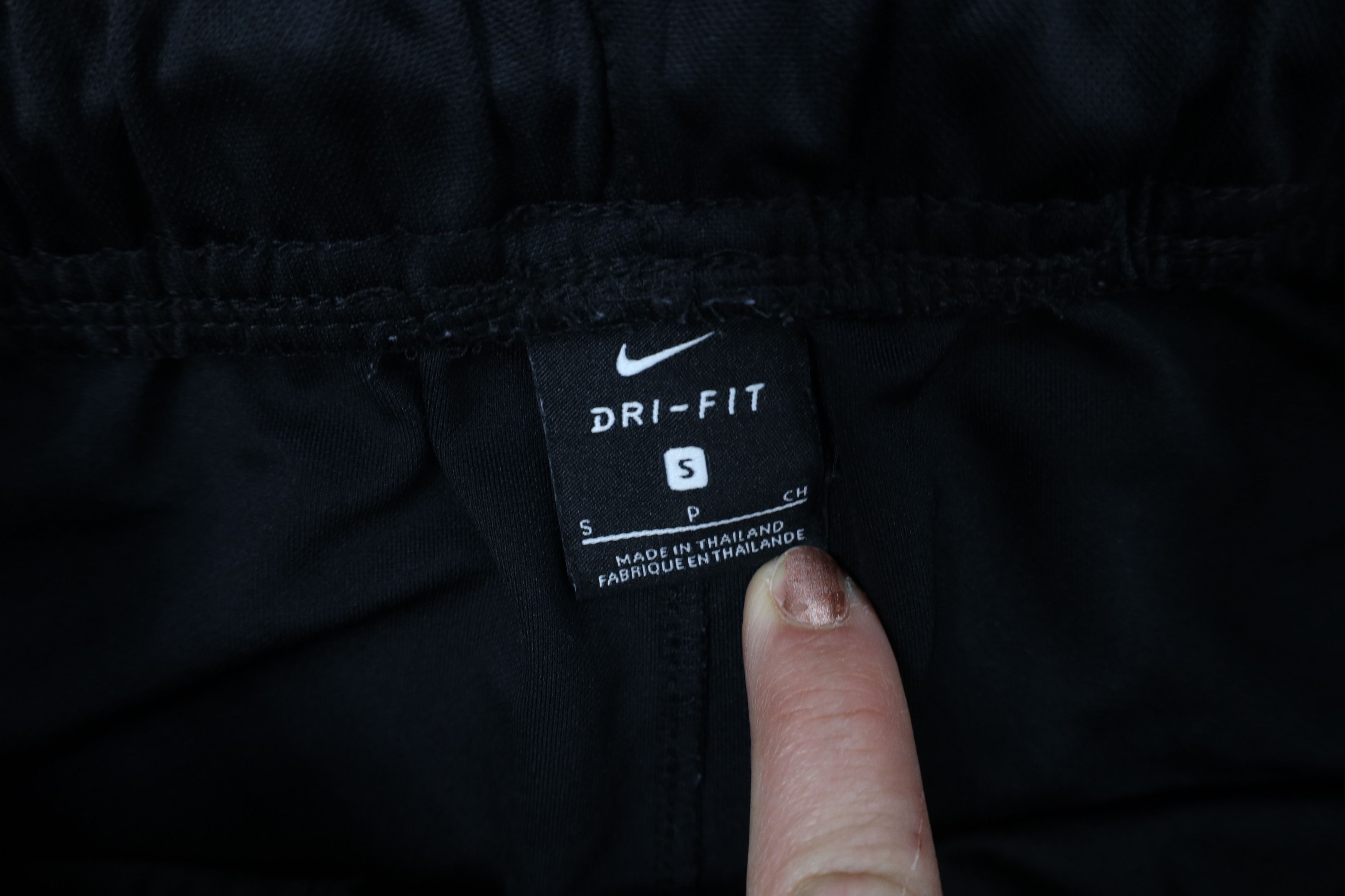 Nike × Vintage Vintage Y2K Nike Above Knee Big Swoosh Gym Shorts Black Size US 30 / EU 46 - 7 Thumbnail