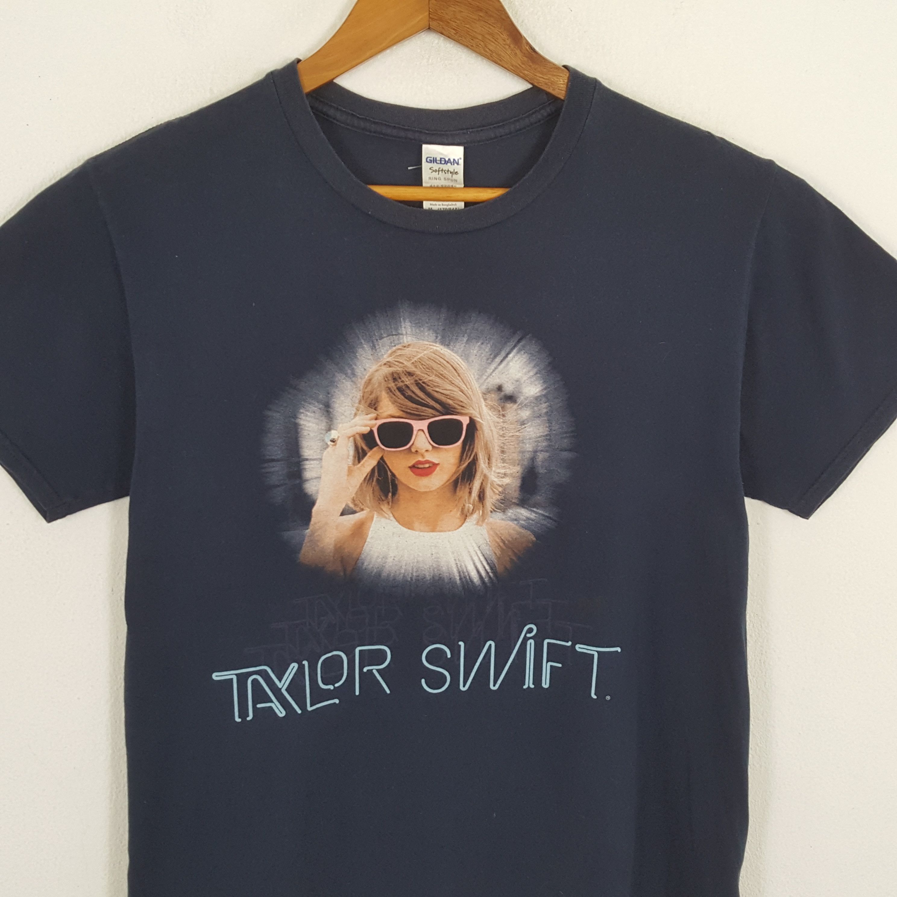 Band Tees × Vintage Vintage TAYLOR SWIFT American Singer Songwriter T-Shirts Size US M / EU 48-50 / 2 - 2 Thumbnail