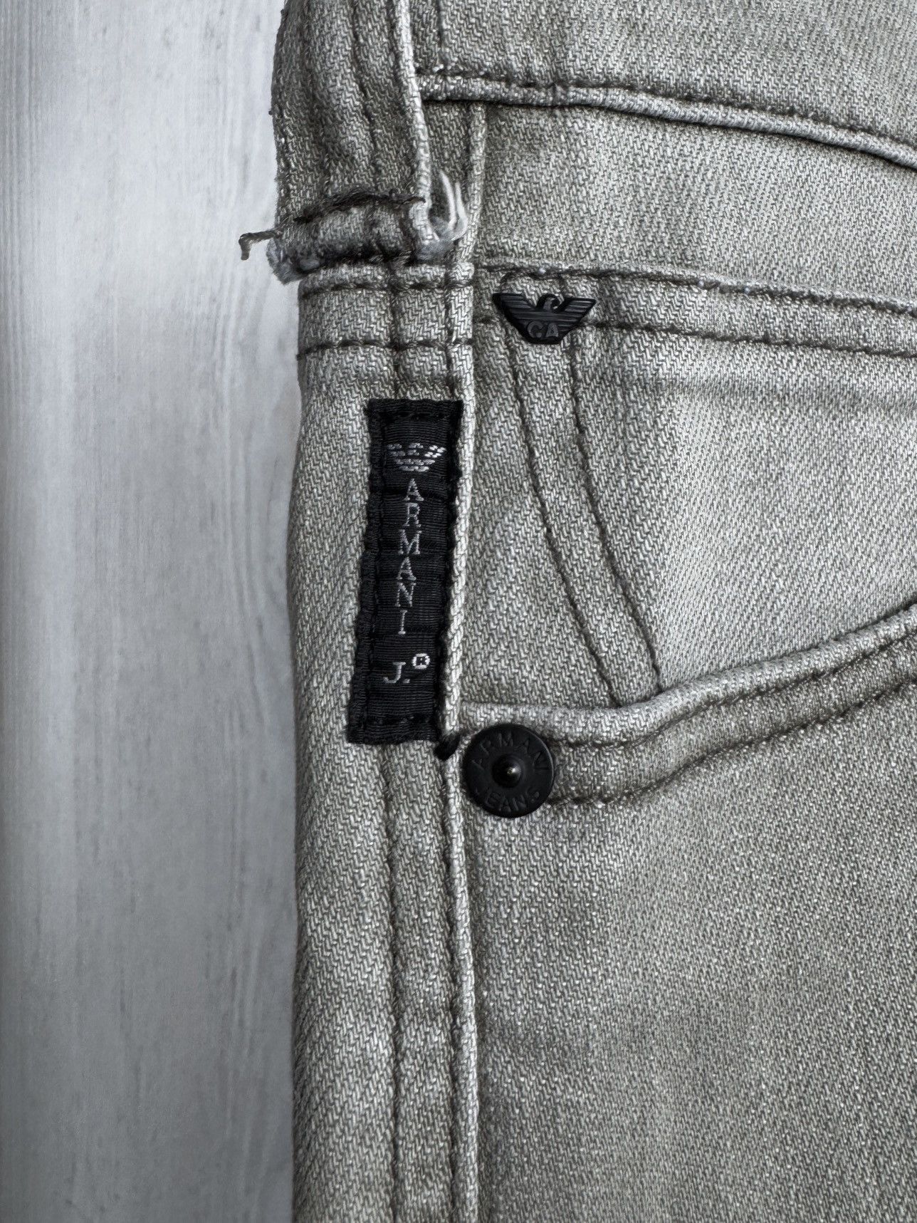 Armani Armani Jeans Vintage Baggy Backprint Flared Grey Denim Pants Size 34" / US 12 / IT 48 - 7 Thumbnail