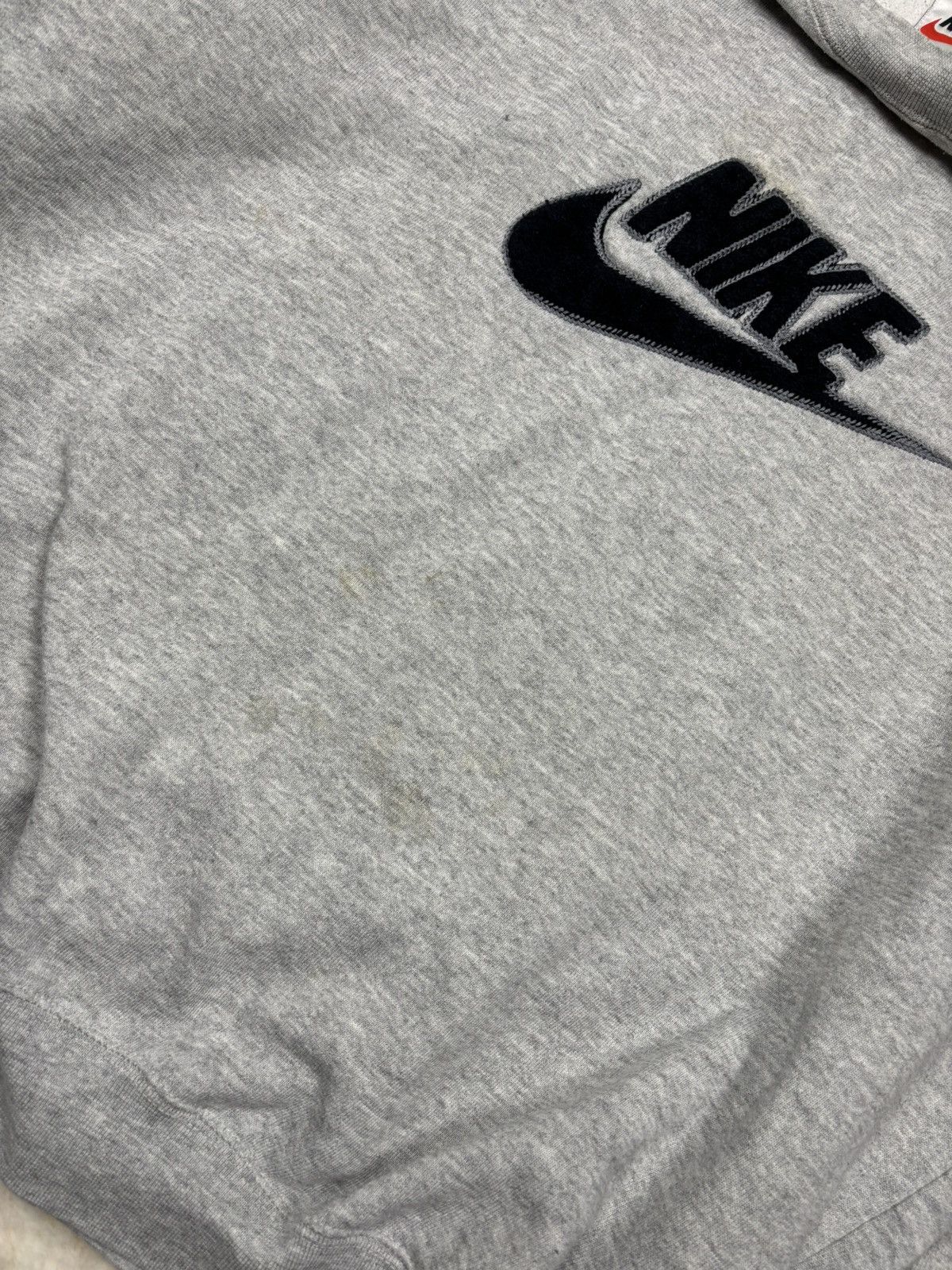 Nike × Vintage Nike Vintage 90’s Oversized Big Logo Sweatshirt Y2K Rare Size US L / EU 52-54 / 3 - 10 Thumbnail