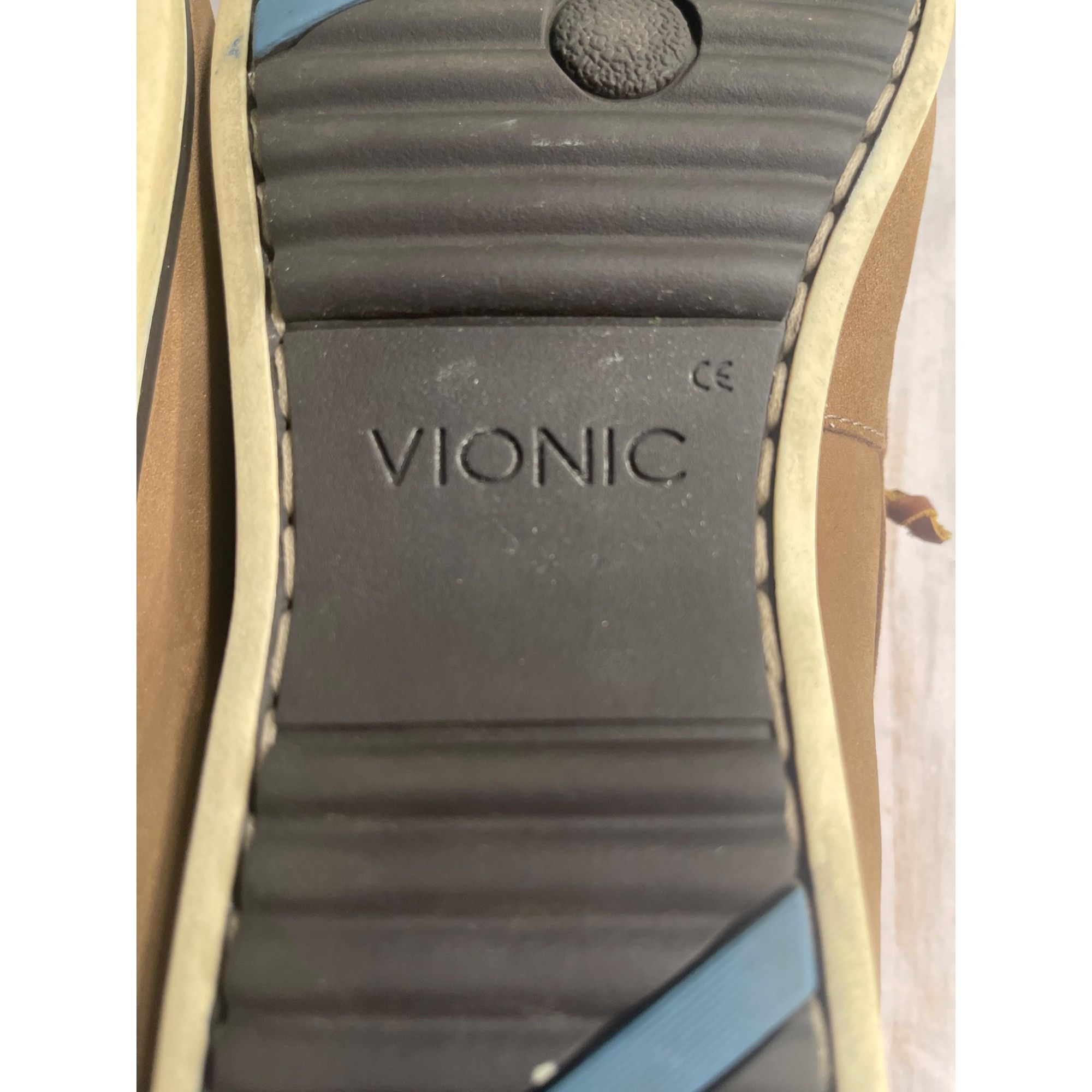 Vionic Vionic Men’s Leather Boat Shoes SZ US 10 Size US 10 / EU 43 - 11 Thumbnail