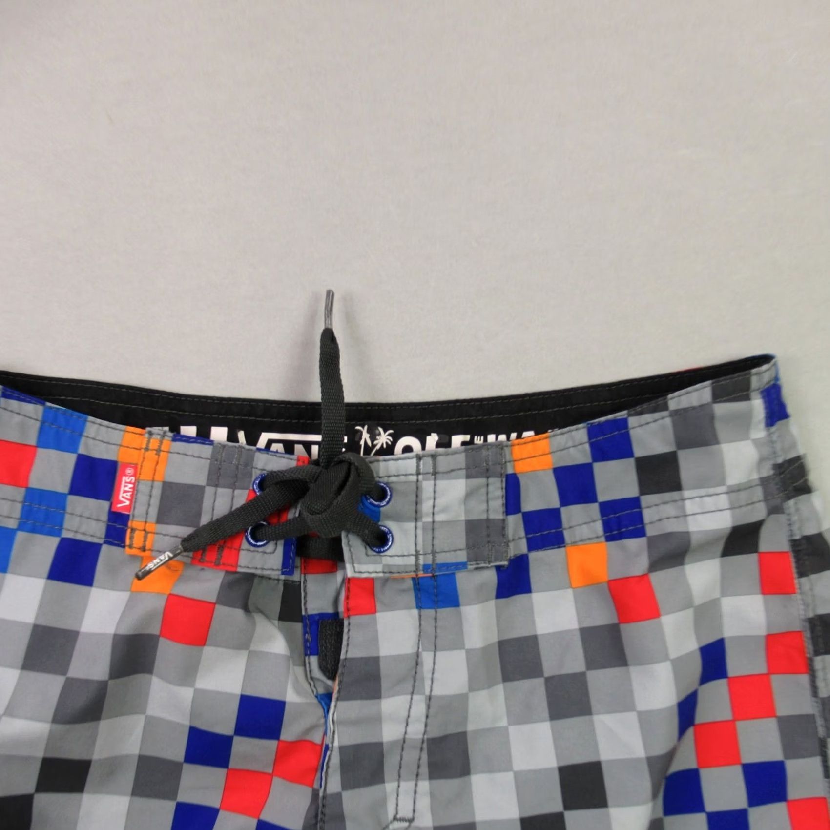 Vans VANS Shorts Mens 28 Drawstring Lightweight Outdoors Chino Size US 28 / EU 44 - 3 Thumbnail