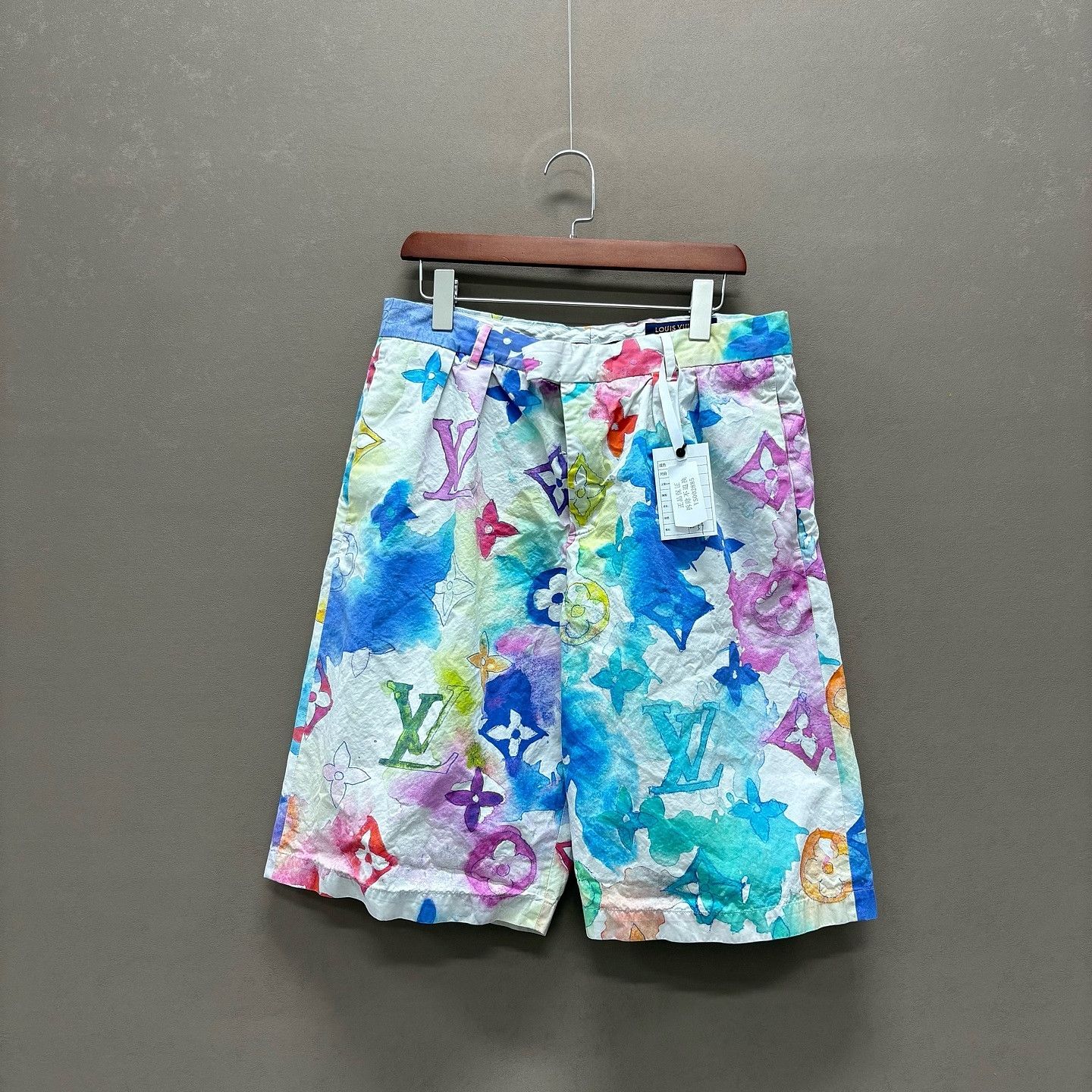 Louis Vuitton Louis Vuitton Watercolor Monogram Shorts Size 28 Size US 28 / EU 44 - 1 Thumbnail
