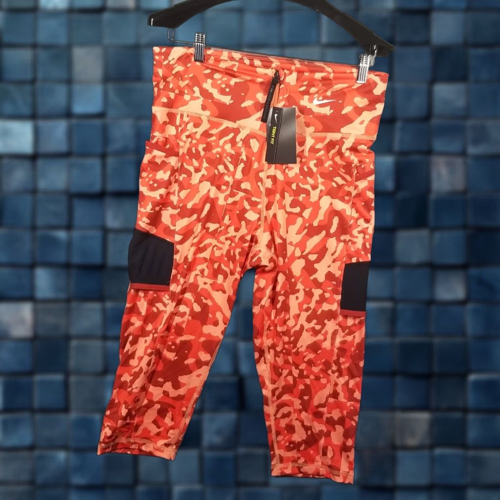 Nike NIKE Naomi OSAKA Court 3/4 Tennis Legging Large ZIP FRONT CLOSURE DD9312 Camo Size 36" / US 14 / IT 50 - 1 Thumbnail