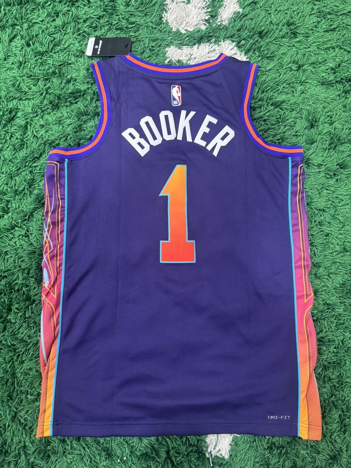 Nike NIKE NBA Dri-Fit Phoenix Suns Jersey Devin Booker Size US M / EU 48-50 / 2 - 2 Thumbnail