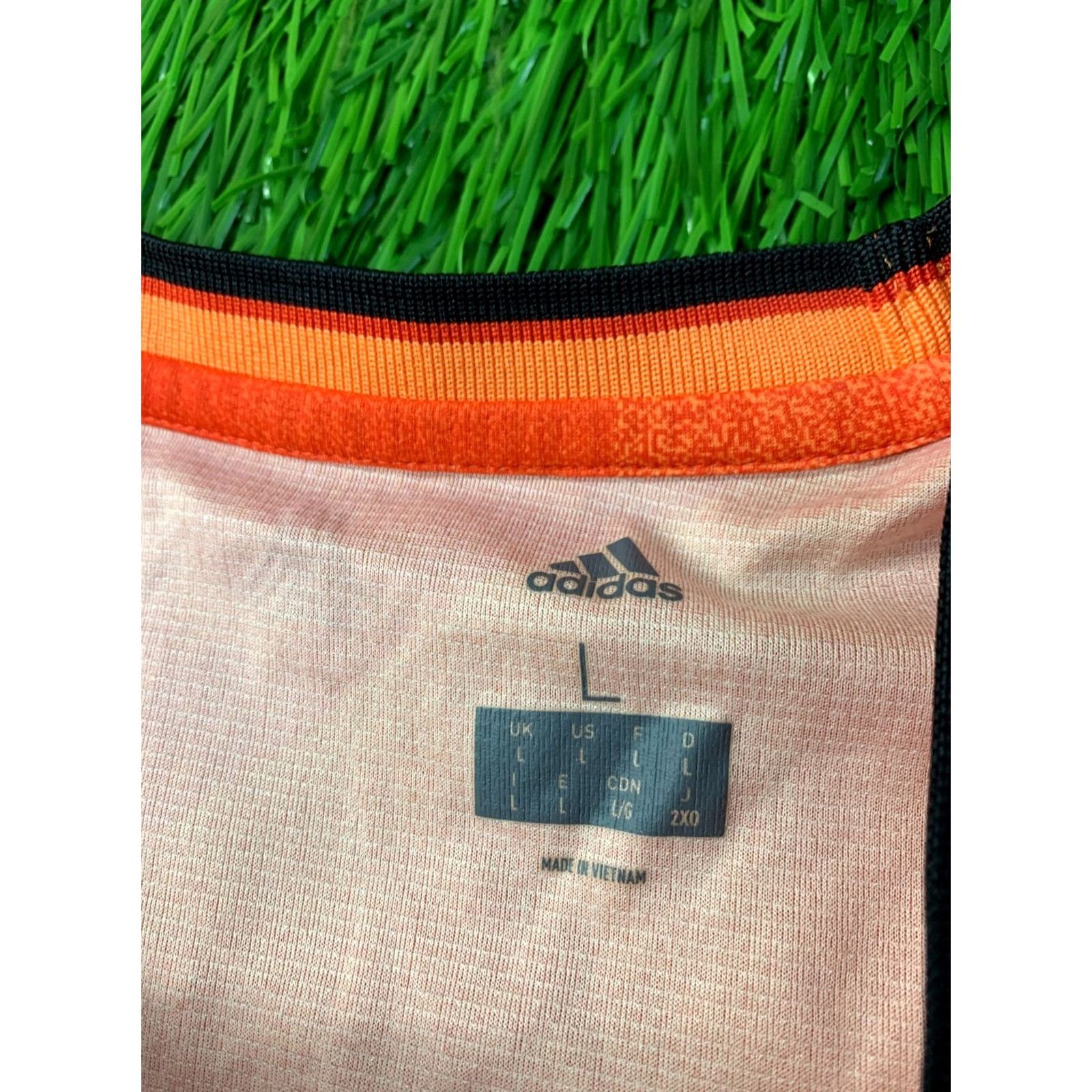 Adidas ADIDAS Tango PERFORMANCE ORIGINAL 2017 FOOTBALL SHIRT JERSEY L Orange, Peach and Black Mens Football Shirt 2017 Tango Century 2017 Size US L / EU 52-54 / 3 - 5 Thumbnail