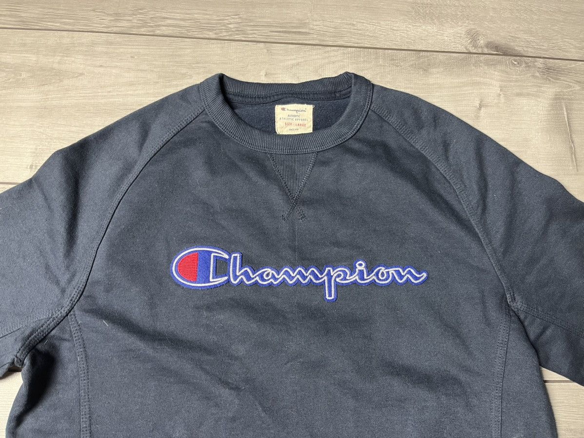 Champion Champion sweatshirt embroidered logo size Large Size US L / EU 52-54 / 3 - 3 Thumbnail