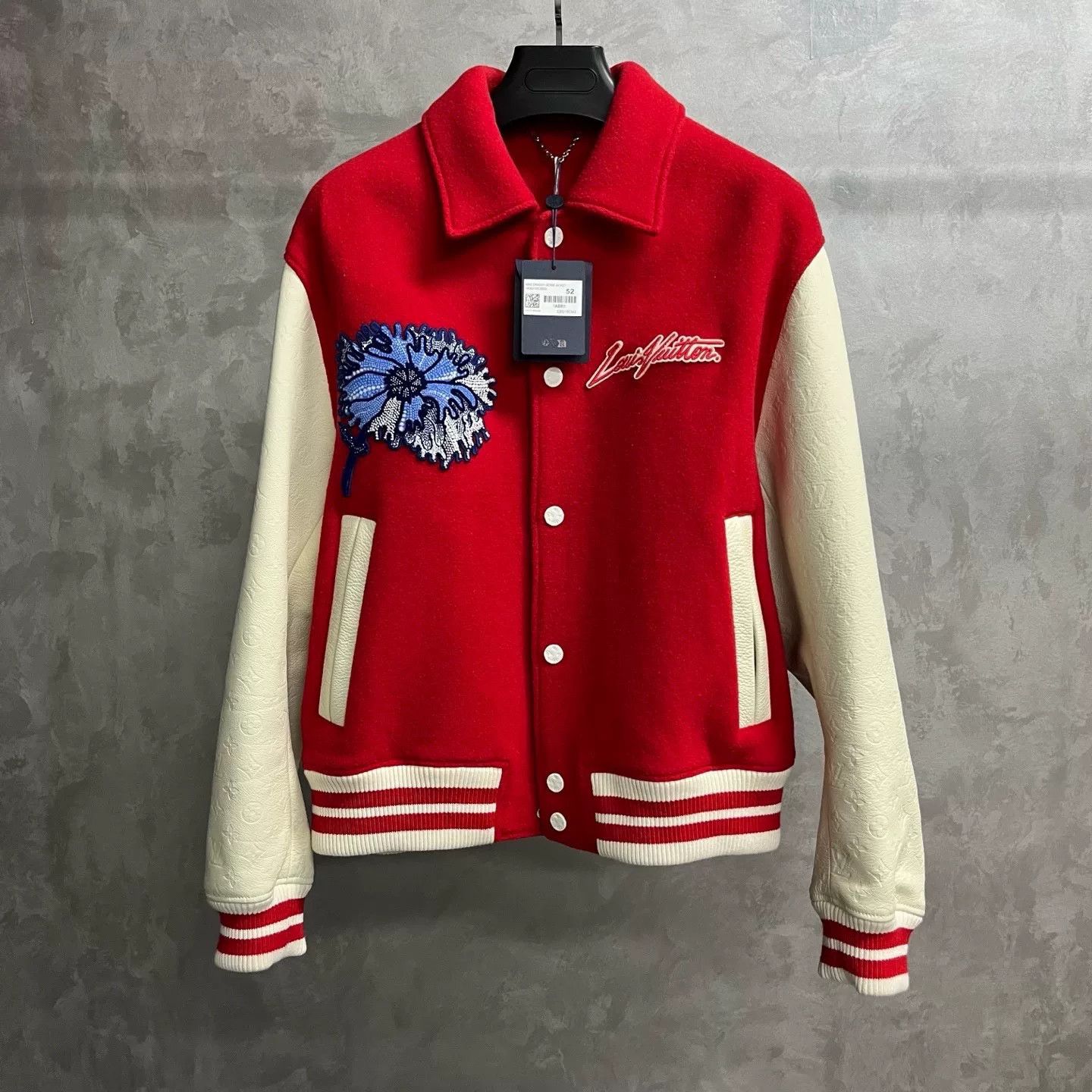Louis Vuitton Louis Vuitton Red Letter Embroidery Baseball Jacket Size US L / EU 52-54 / 3 - 1 Thumbnail