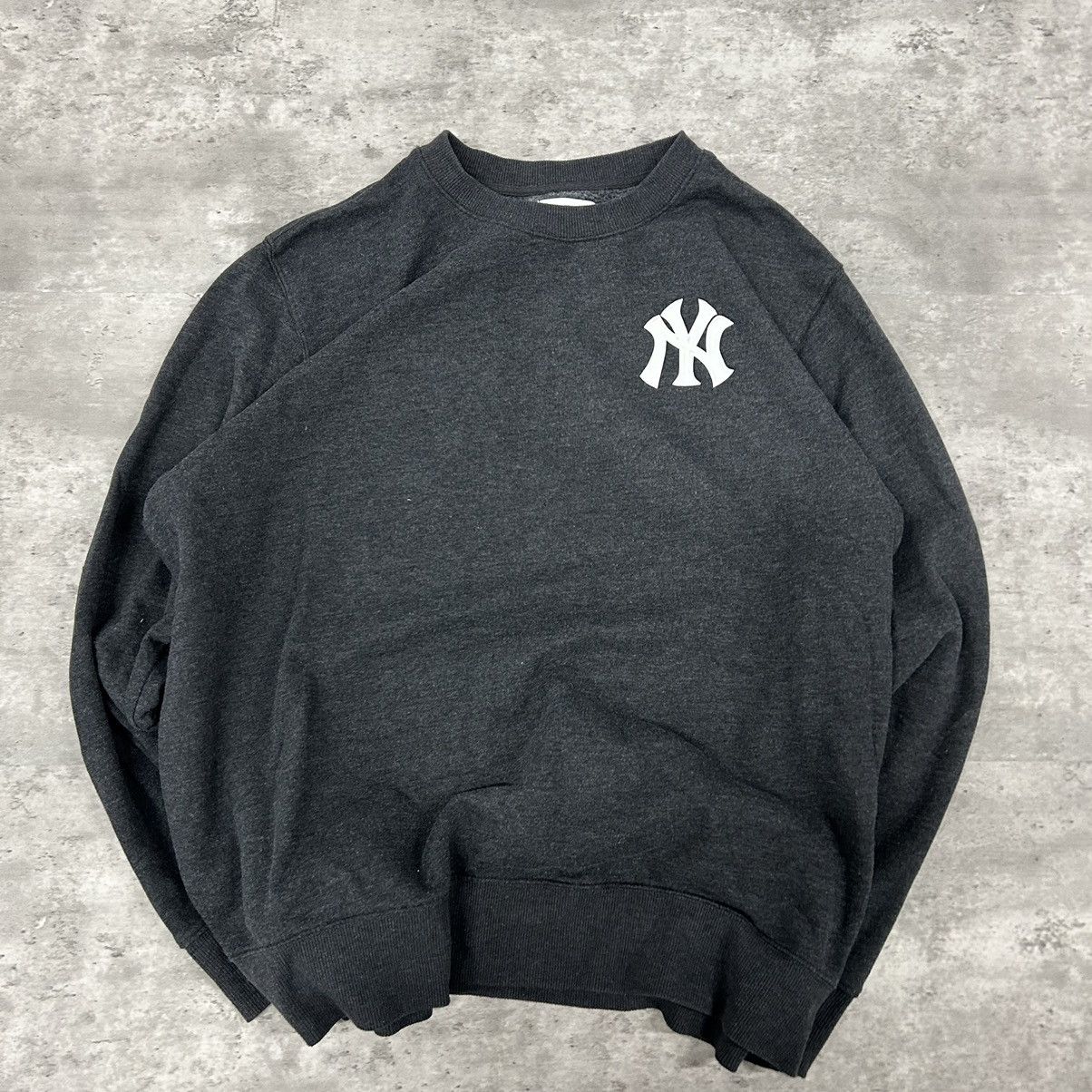 New York Yankees Vintage New York Yankees Crewneck sweatshirt xxl Size US XXL / EU 58 / 5 - 1 Thumbnail