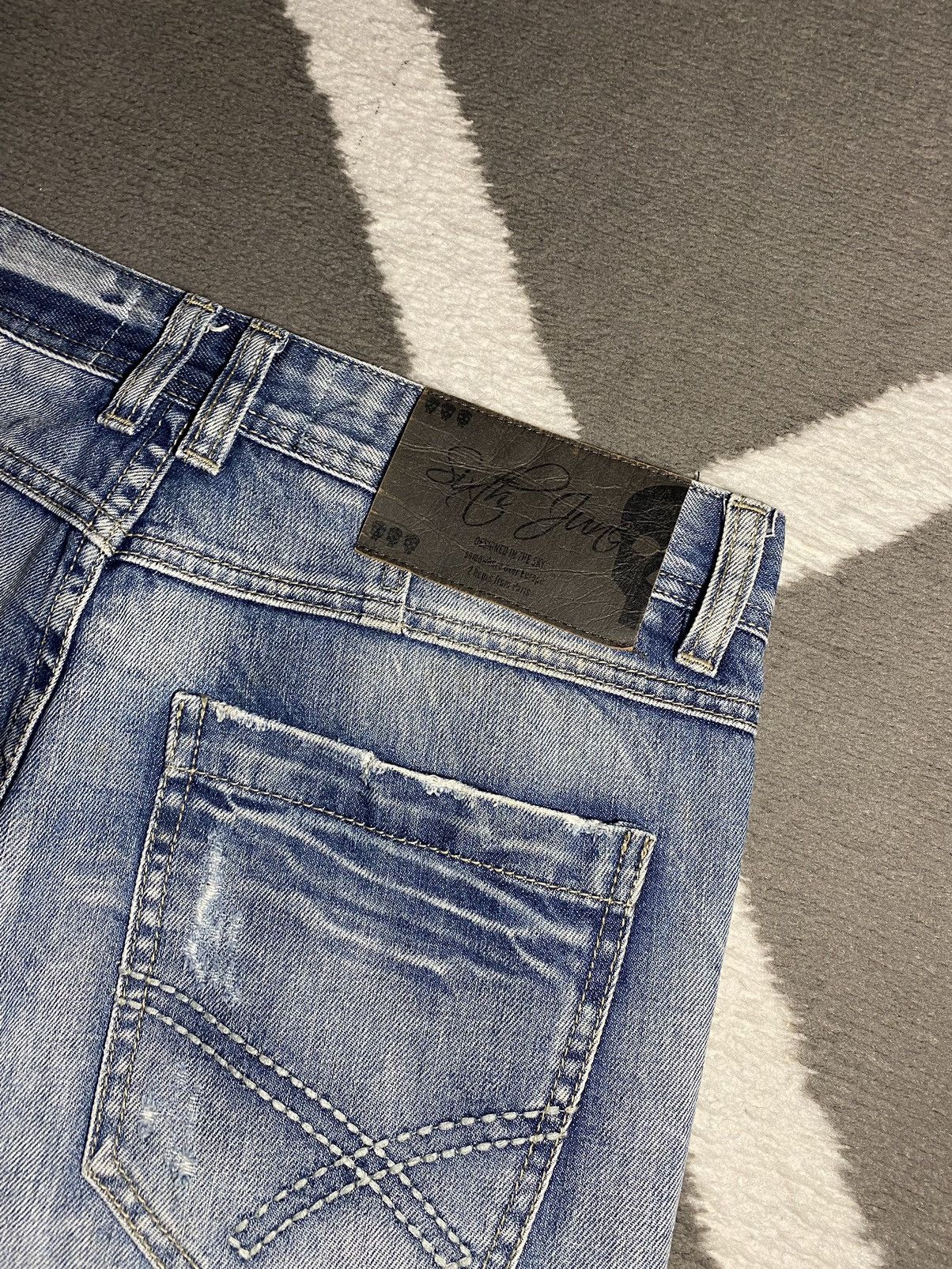 Designer × Vintage Men’s distressed Slim Fit Denim Pants Trousers Drill Size US 28 / EU 44 - 14 Thumbnail