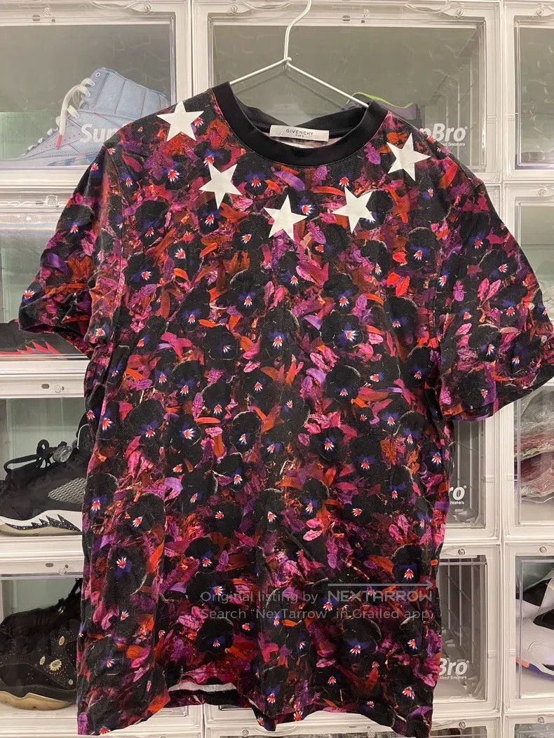 Givenchy Givenchy Floral Five-Star T-Shirt Size US S / EU 44-46 / 1 - 1 Thumbnail