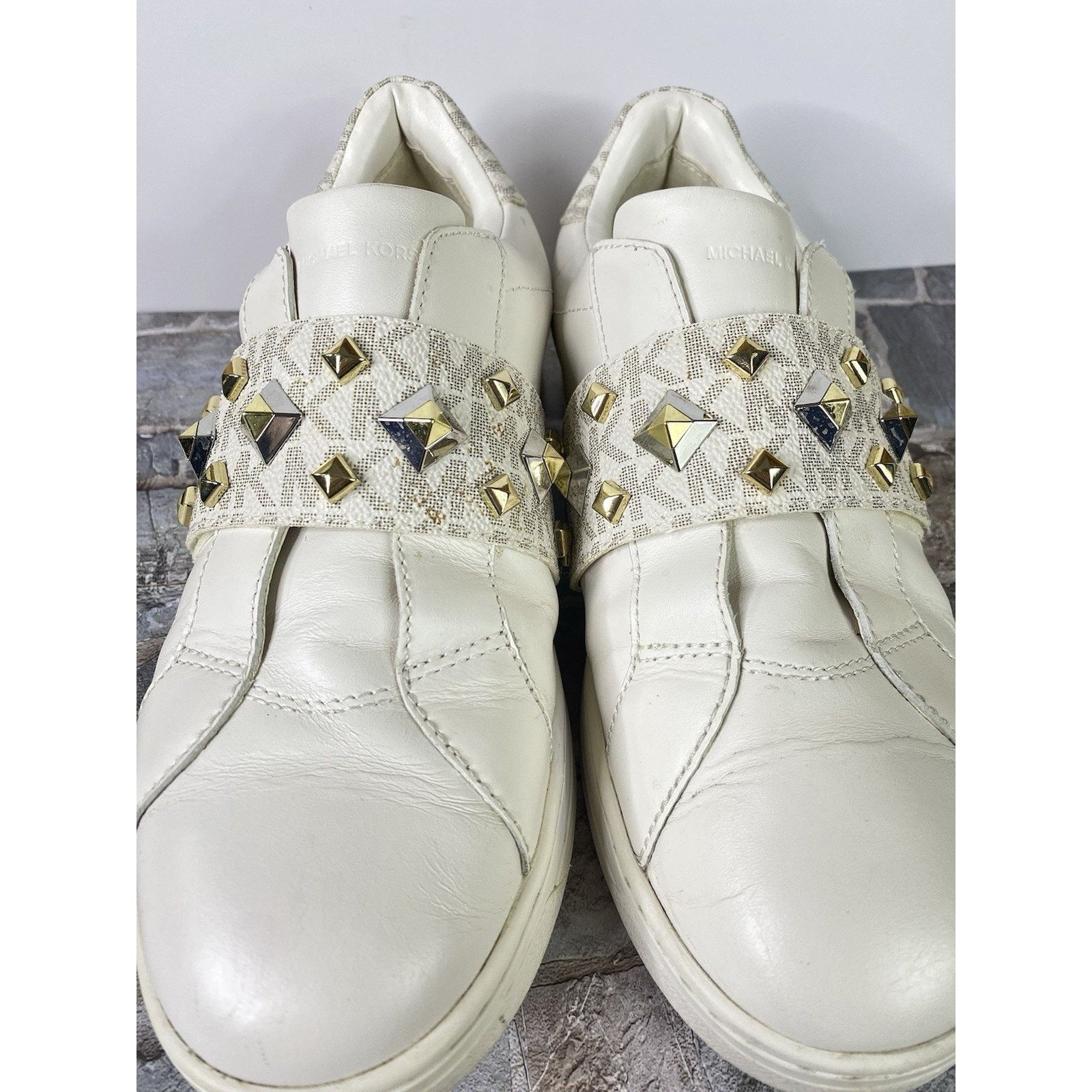 Michael Kors MICHAEL MICHAEL KORS KENNA White/Gold STUDDED Lther Sneaker Size US 7.5 / IT 37.5 - 3 Thumbnail