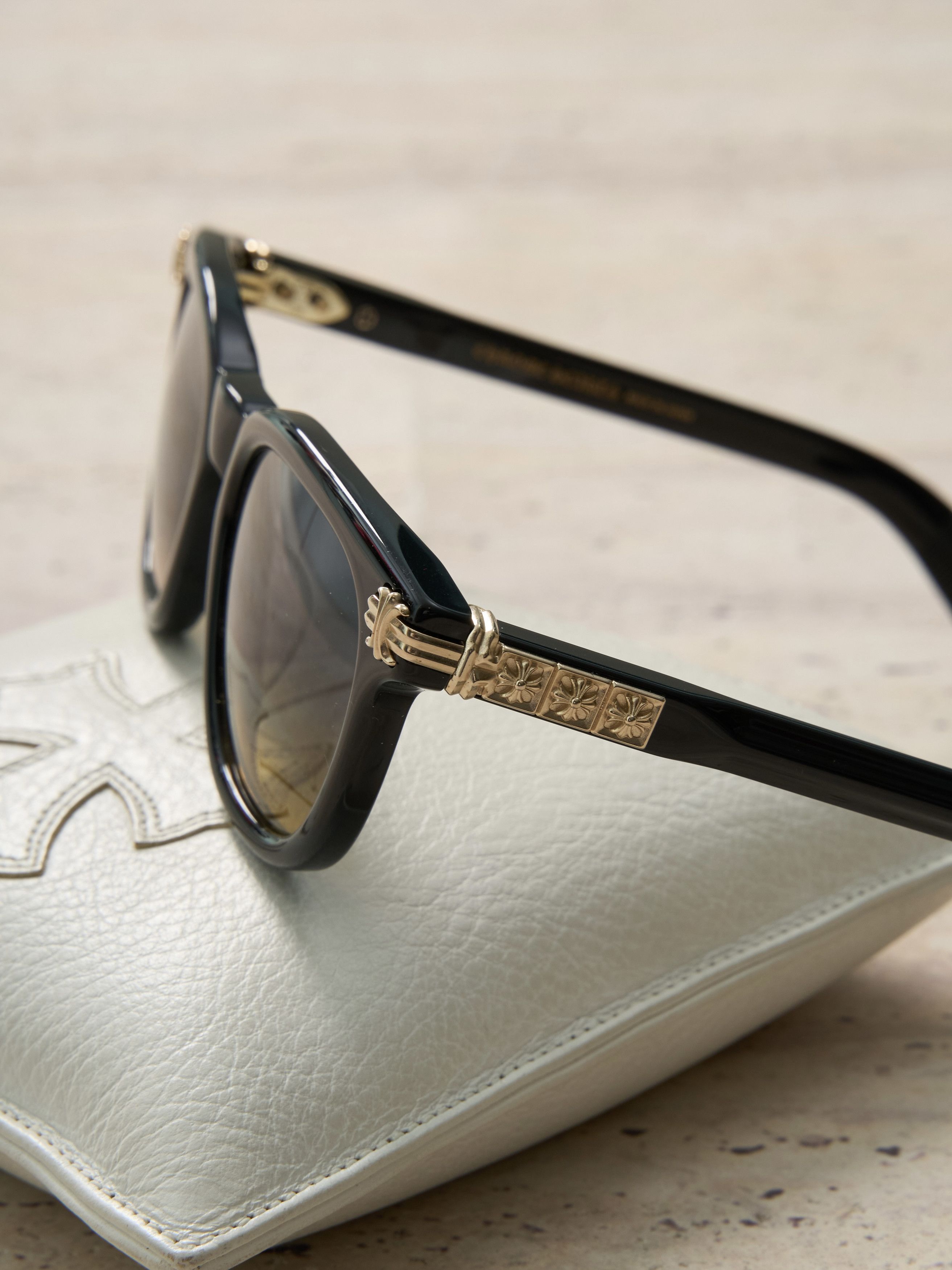 Chrome Hearts CHROME HEARTS SMOKE SHOW SUNGLASSES Size ONE SIZE - 10 Thumbnail
