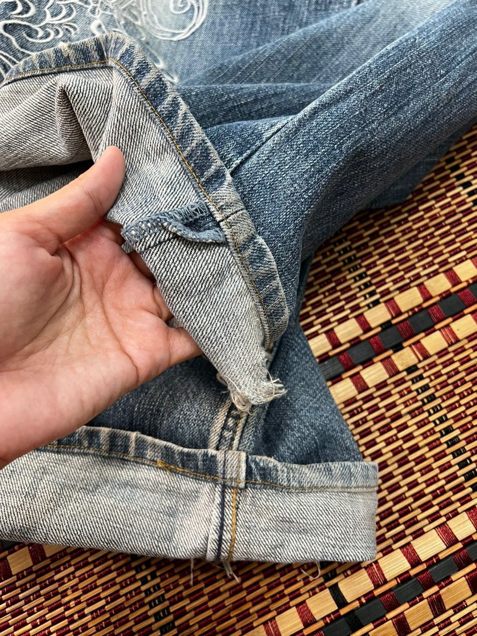 Designer Karakuri Tamashi Embroidery Distressed Jeans Size US 40 / EU 56 - 11 Thumbnail