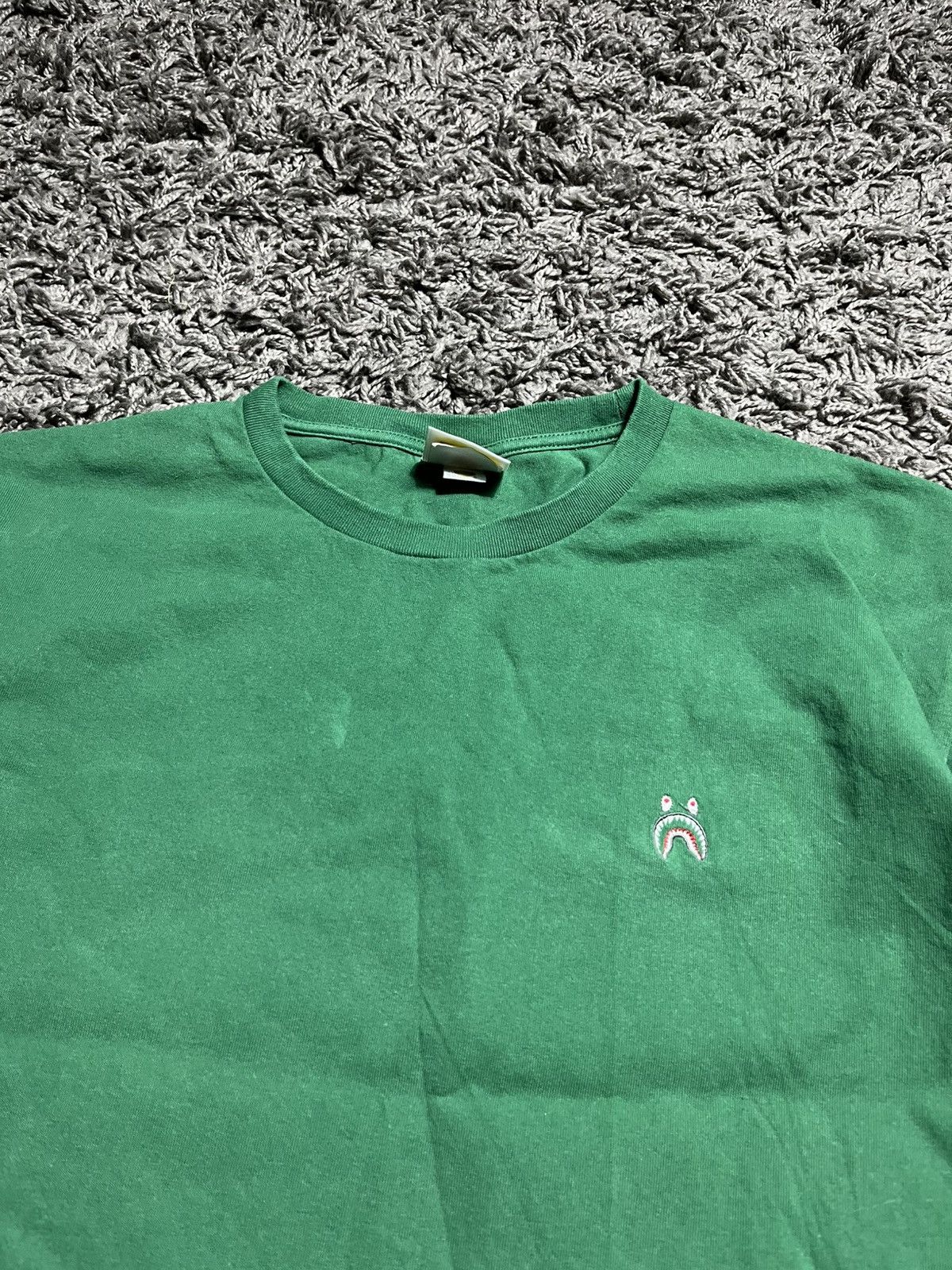 Bape BAPE SHARK ONE POINT WGM GREEN T-SHIRT Size US XL / EU 56 / 4 - 2 Thumbnail