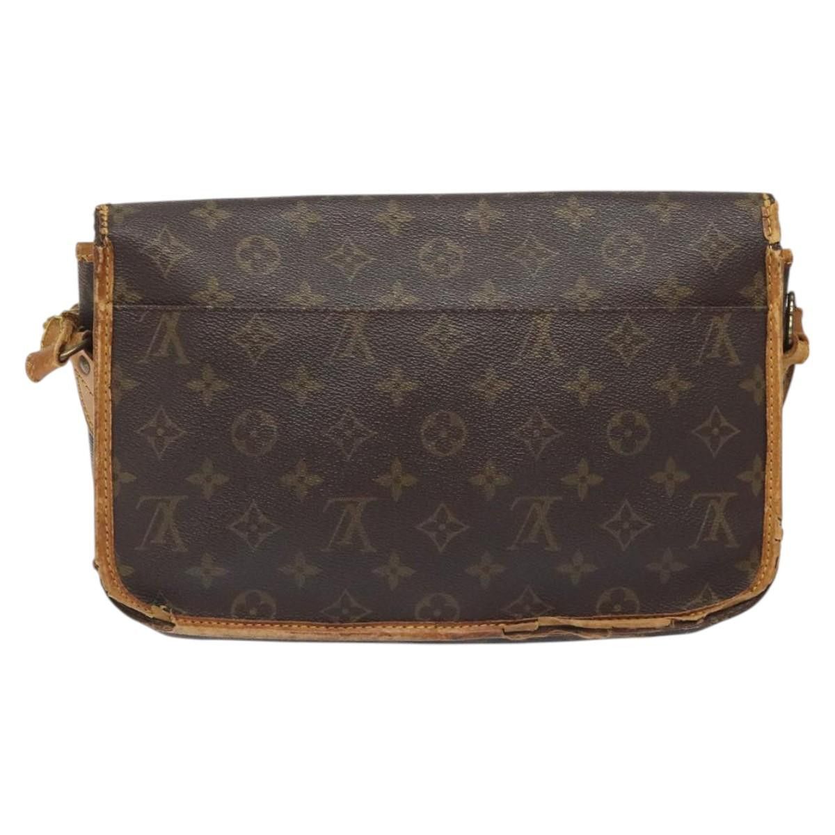 Louis Vuitton LOUIS VUITTON Monogram Givesier MM Shoulder Bag M42247 Size ONE SIZE - 3 Thumbnail