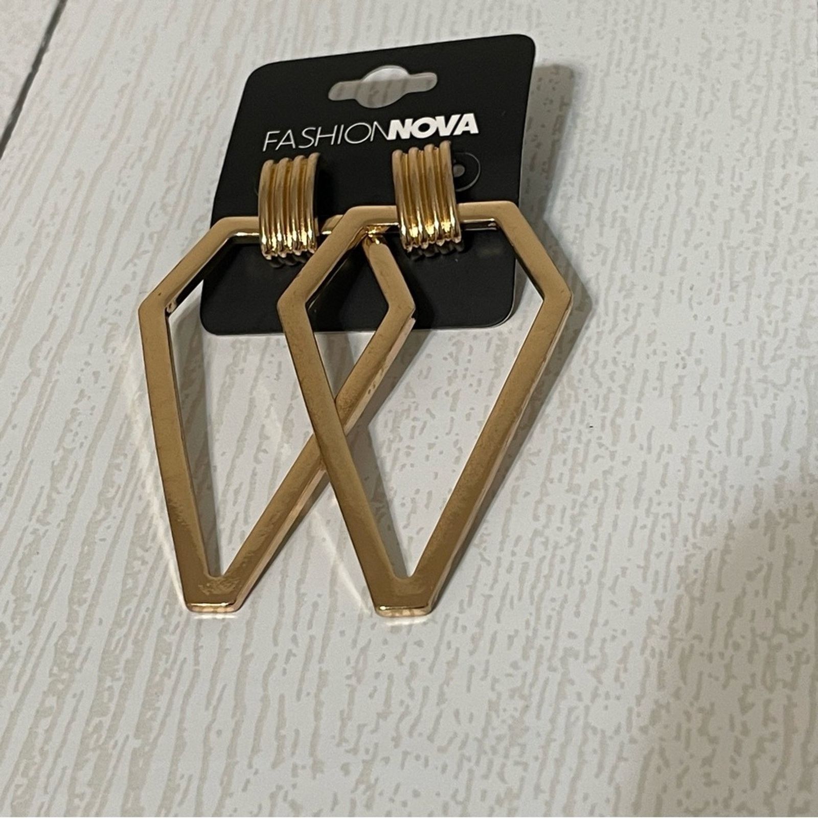 Other FASHION NOVA Gold Modern Muse Drop Earrings NWT Size ONE SIZE - 4 Thumbnail