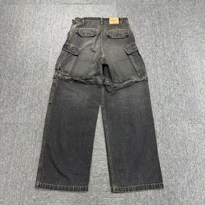 Balenciaga Balenciaga detachable cargo jeans Size US 26 / EU 42 - 2 Thumbnail