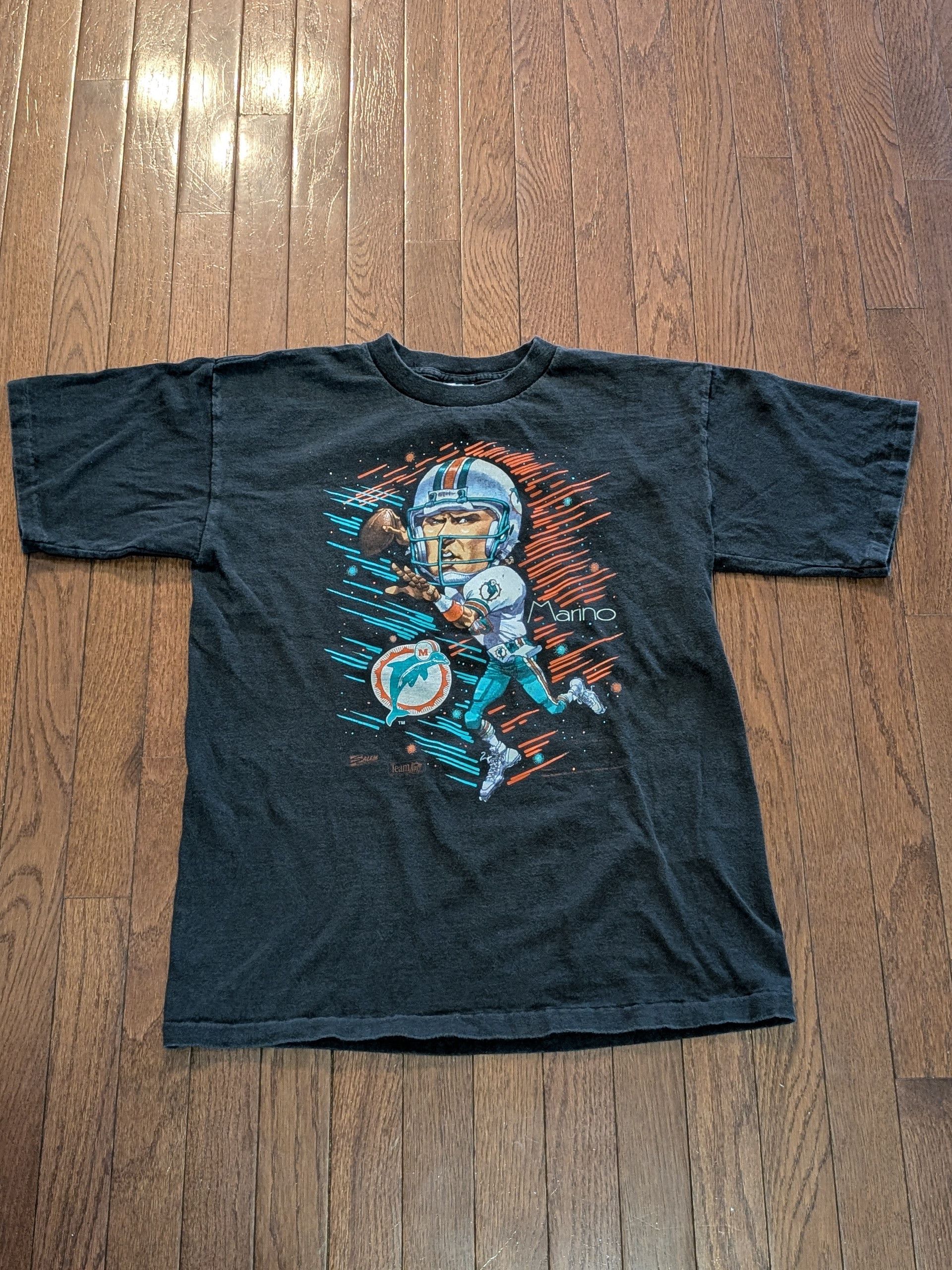 Salem Sportswear Dan Marino Caricature Miami Dolphins Salem T-Shirt - Size L Size US L / EU 52-54 / 3 - 1 Thumbnail