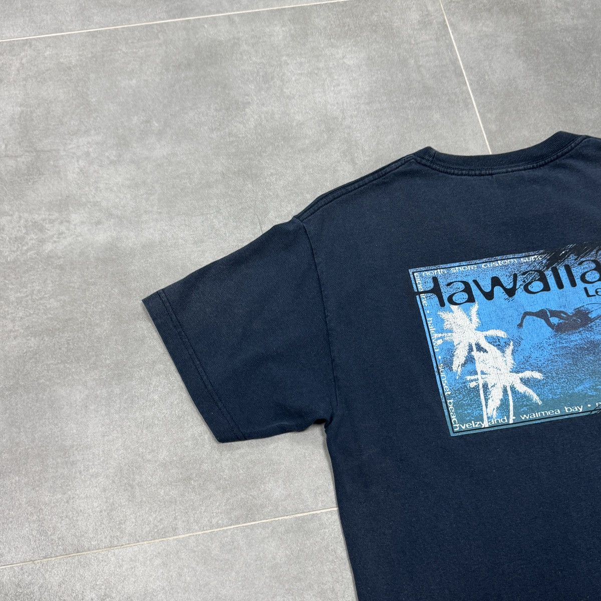 Vintage Vintage Hawaiian Legends Surfing T-Shirt Size M Size US M / EU 48-50 / 2 - 16 Thumbnail