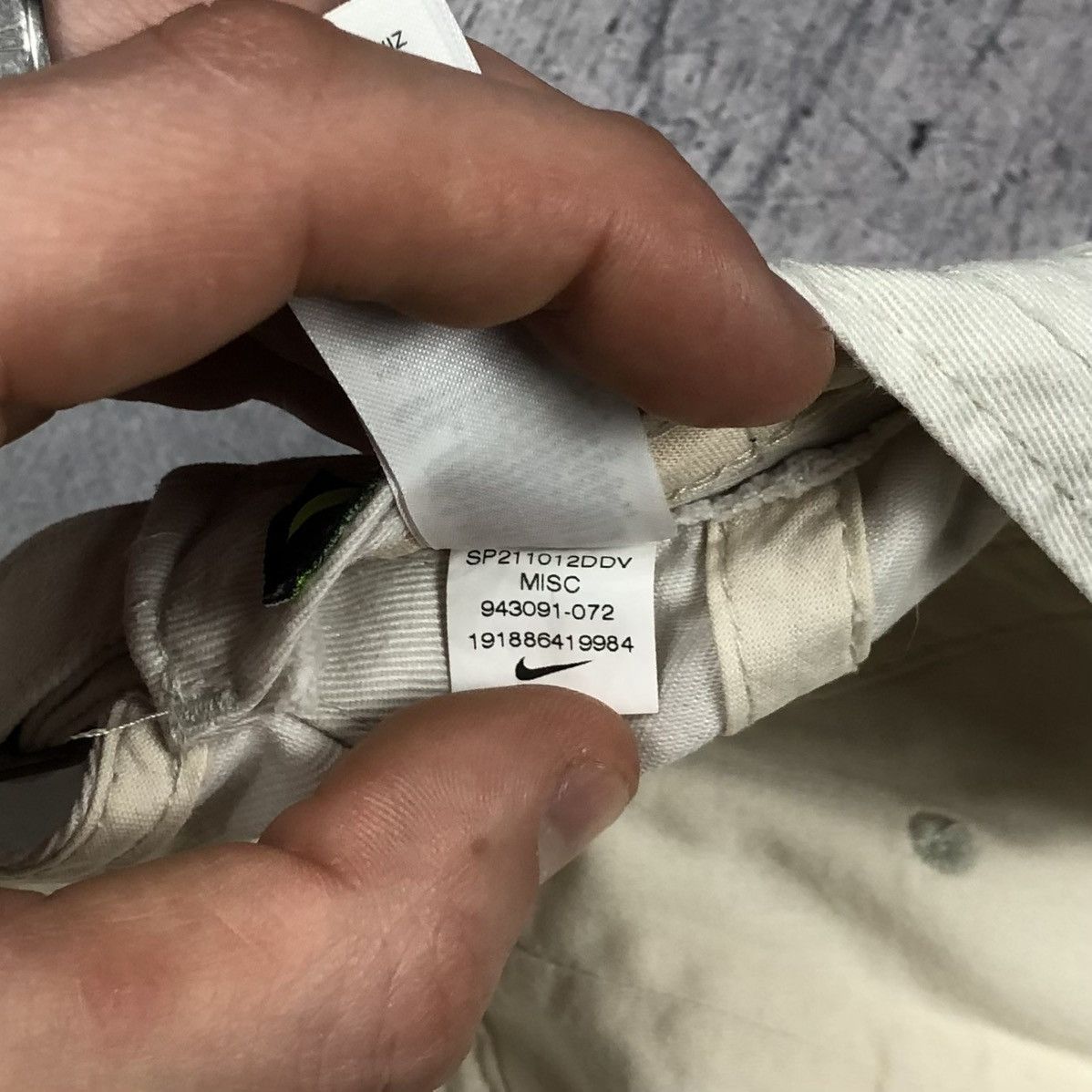 Nike Vintage Nike Beige Cap Size ONE SIZE - 9 Thumbnail