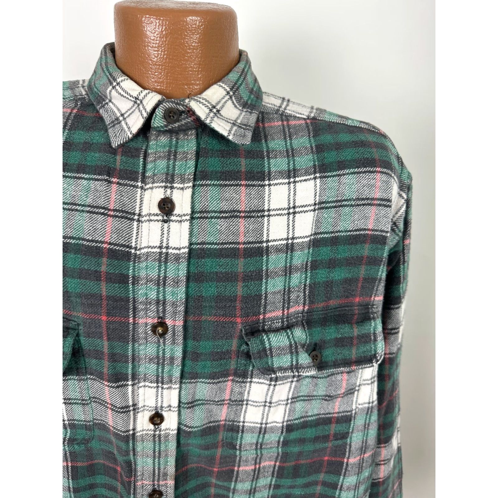 Vintage VINTAGE TXN Rugged Wear Shirt Men L Plaid Heavyweight Cotton Oversized 90s Green Button-Up Long Sleeve Collared Size US L / EU 52-54 / 3 - 2 Thumbnail