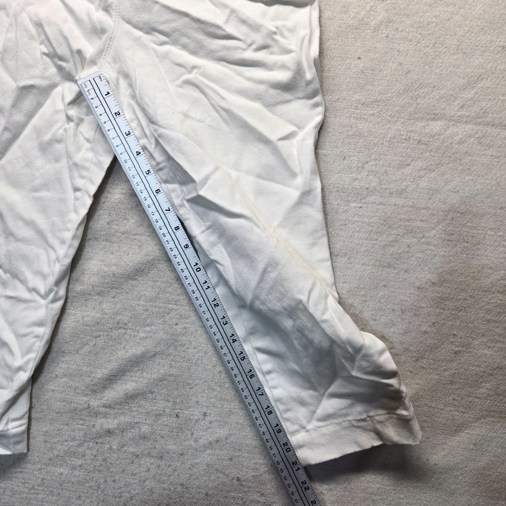Gloria Vanderbilt Gloria Vanderbilt Amanda Solid White Pants Jeans Women Size 10 Bootcut Adult Size 32" / US 10 / IT 46 - 6 Thumbnail