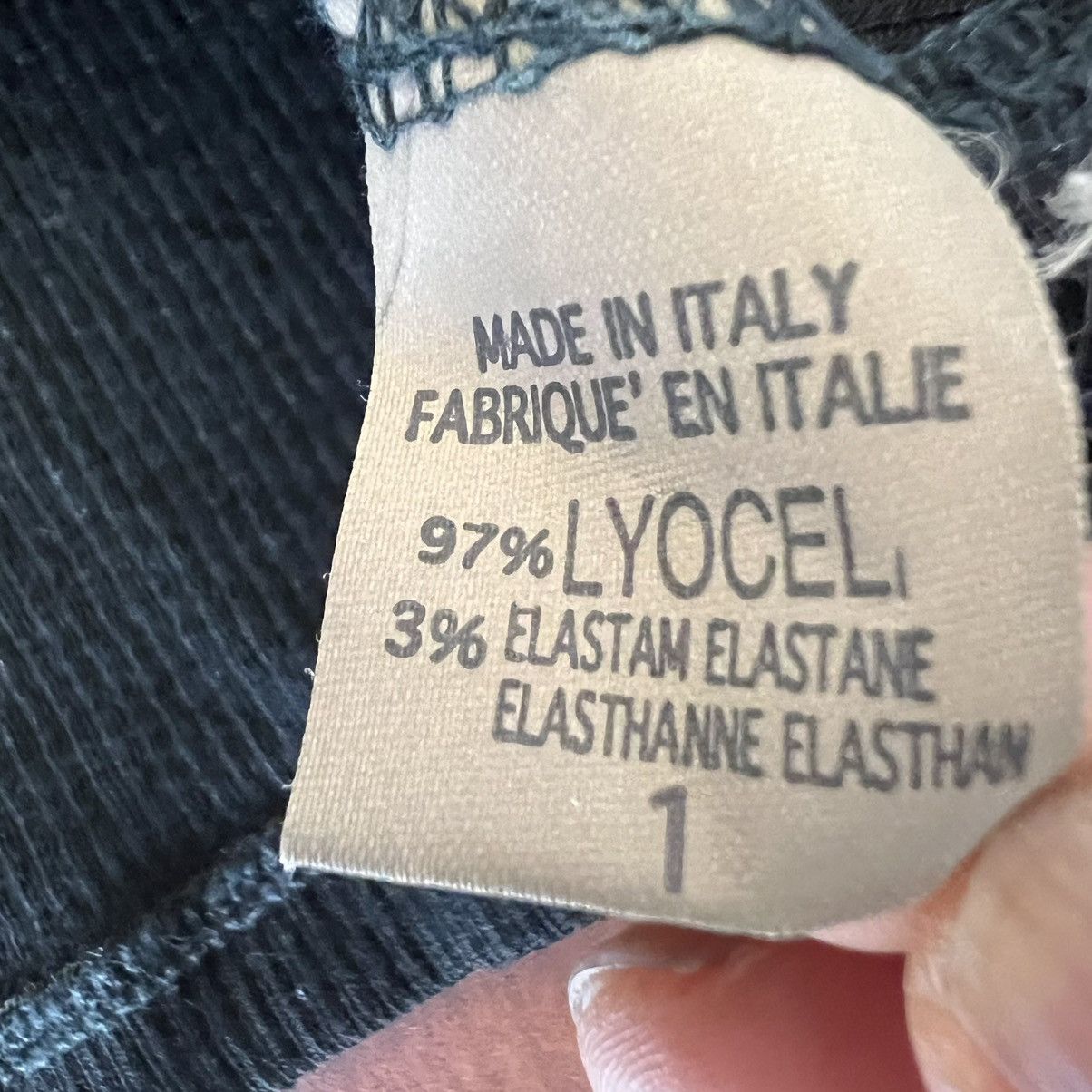 Brandy Melville Brandy Melville Black Long Sleeve Shirt One Size Italy Made Size ONE SIZE - 7 Thumbnail