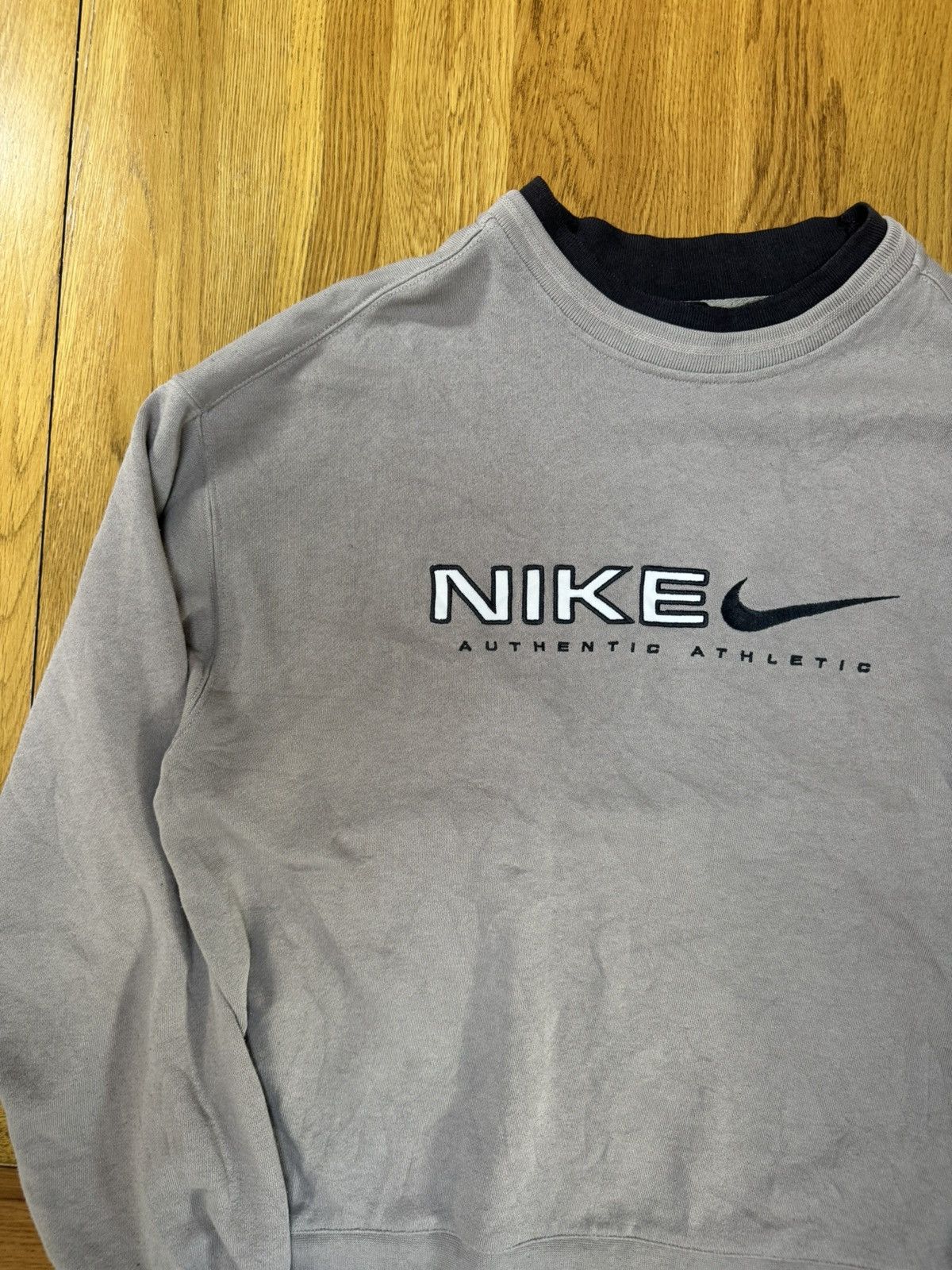 Nike Vintage Nike “Authentic Athletic” Sweatshirt - Size M Size US M / EU 48-50 / 2 - 4 Thumbnail