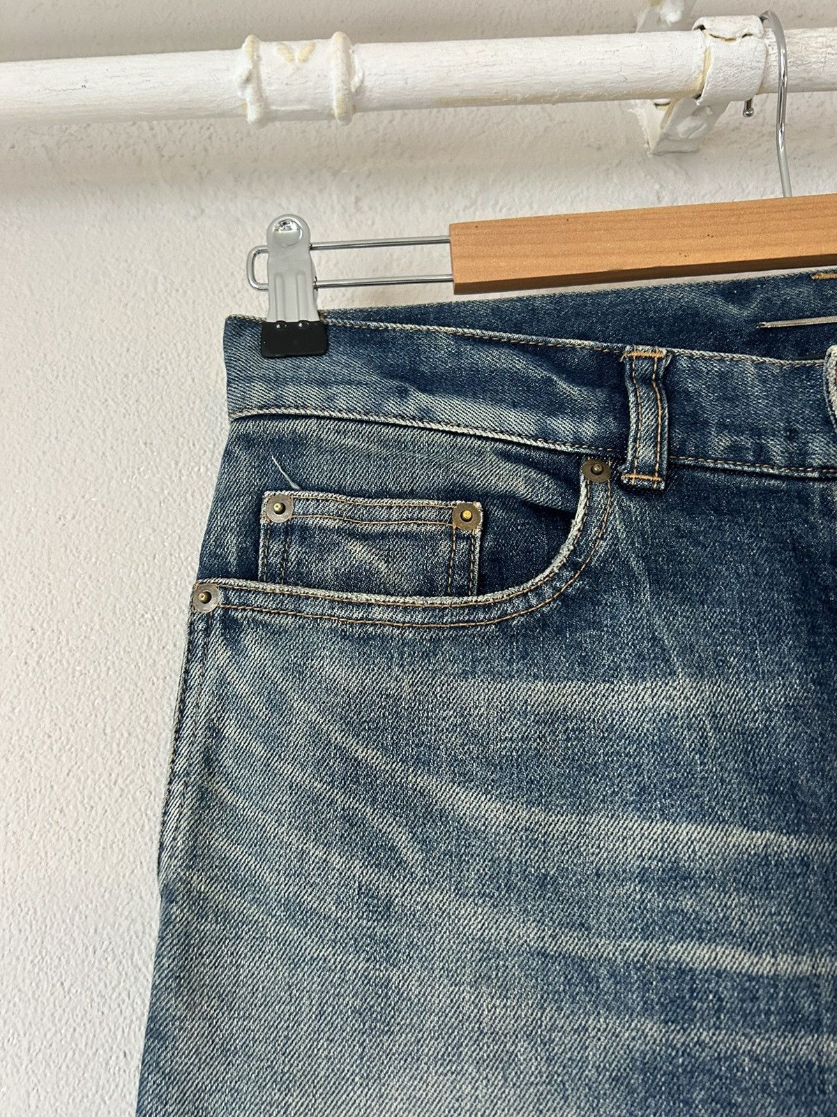 Saint Laurent Paris Saint Laurent Washed Blue Denim Jeans, D24 M/SK-MW Size US 29 - 10 Thumbnail